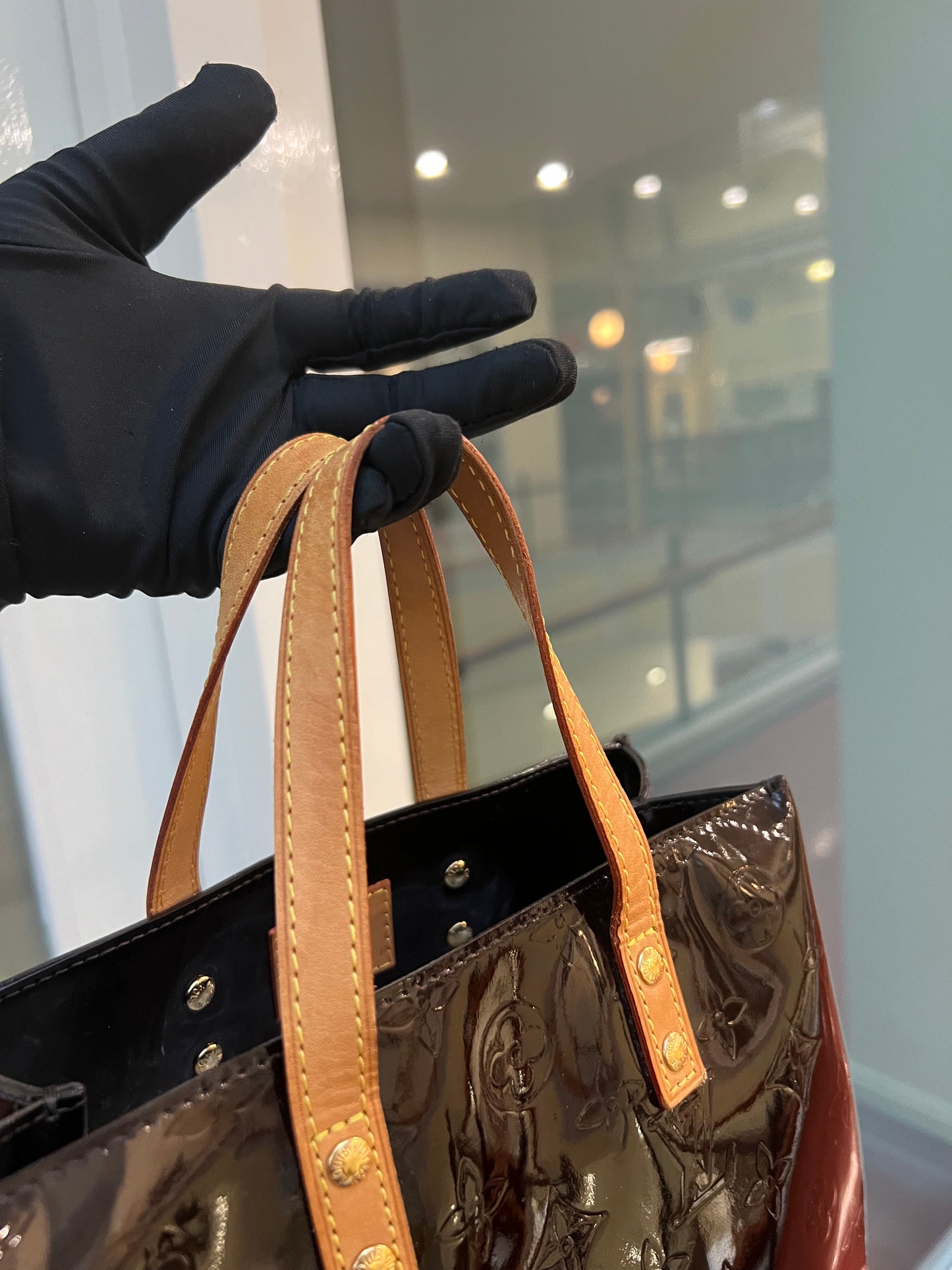 Pre-loved Louis Vuitton Reade PM Tote Bag 2008