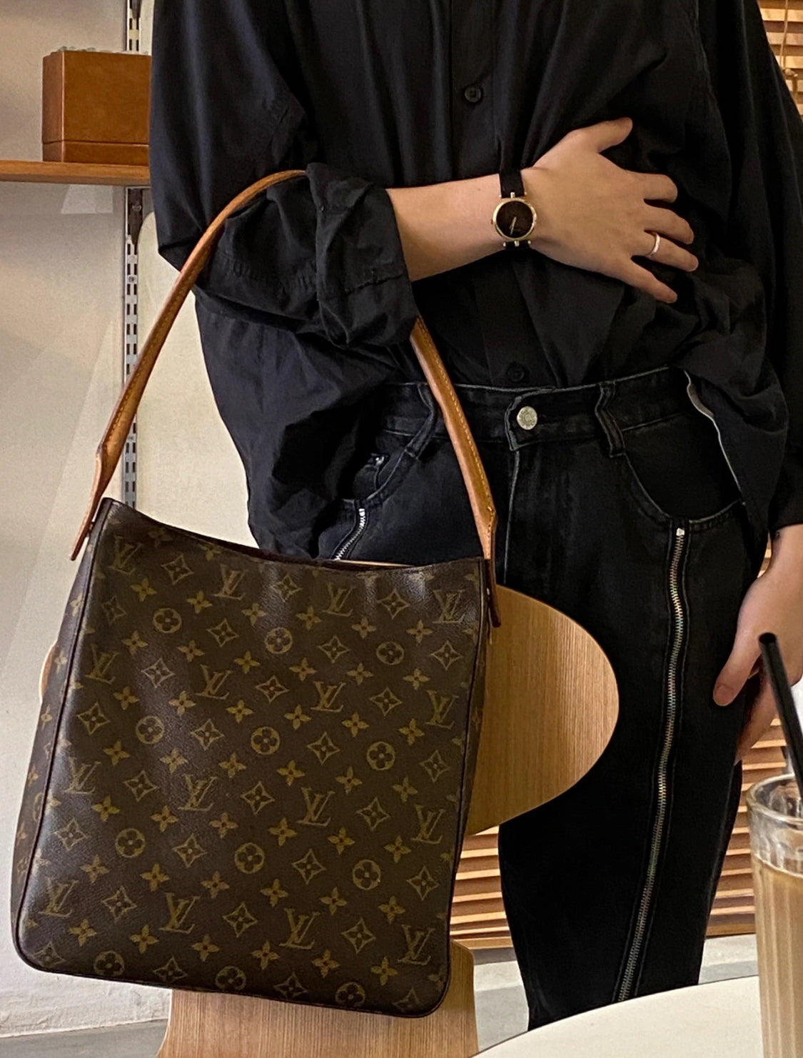 Pre-loved Louis Vuitton Looping Leather Handbag Monogram GM 2001