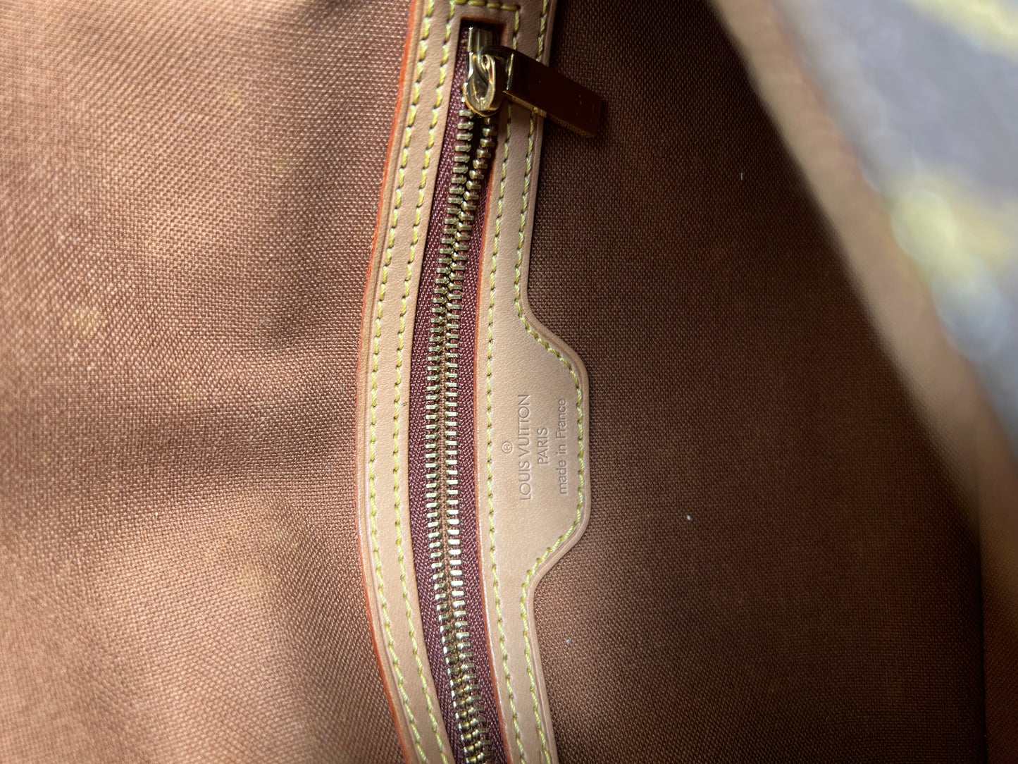Pre-loved Louis Vuitton Looping PM Handbag Monogram 2002