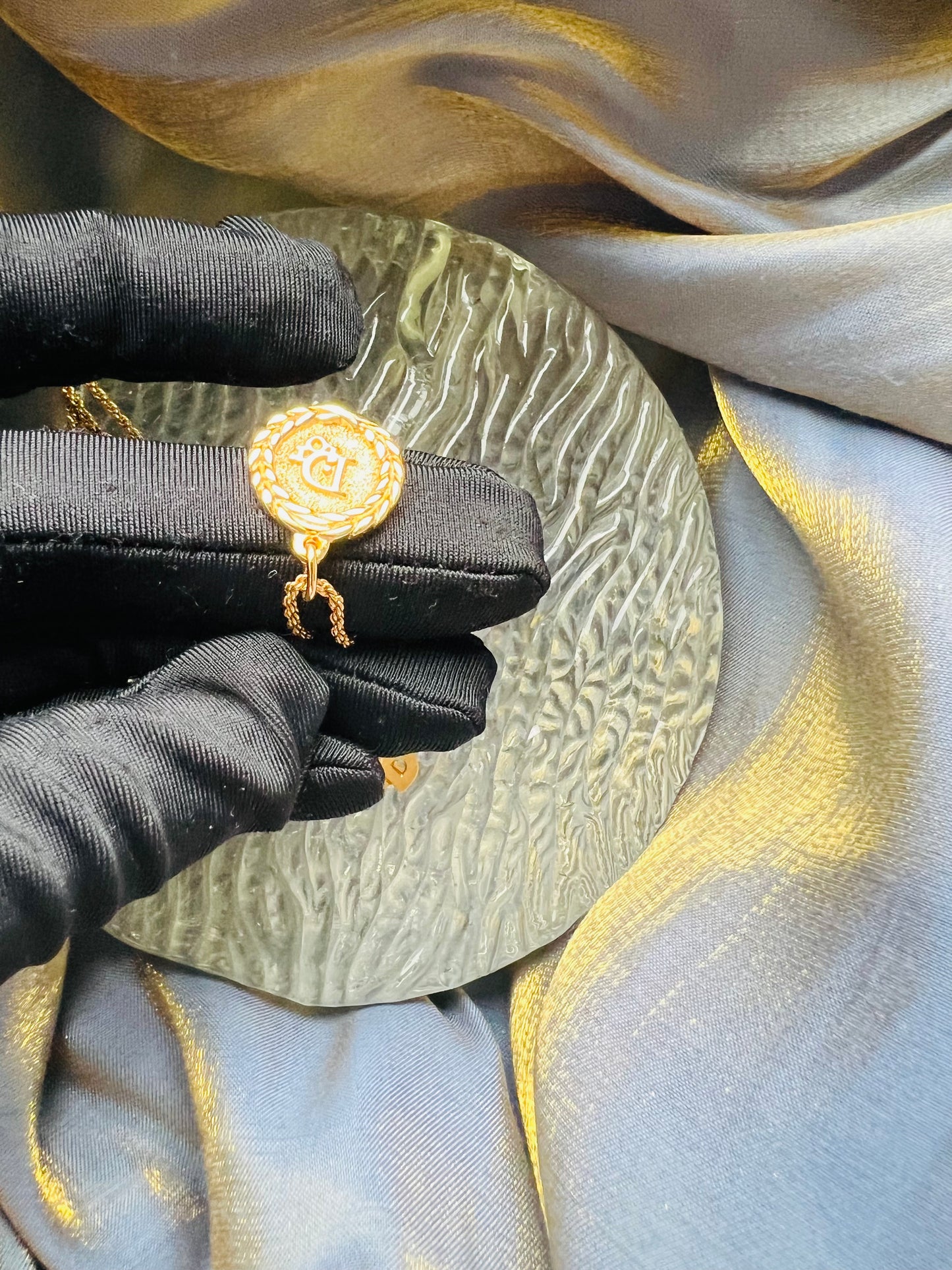 Pre-loved Christian Dior Vintage Logo-pendant Chain Necklace