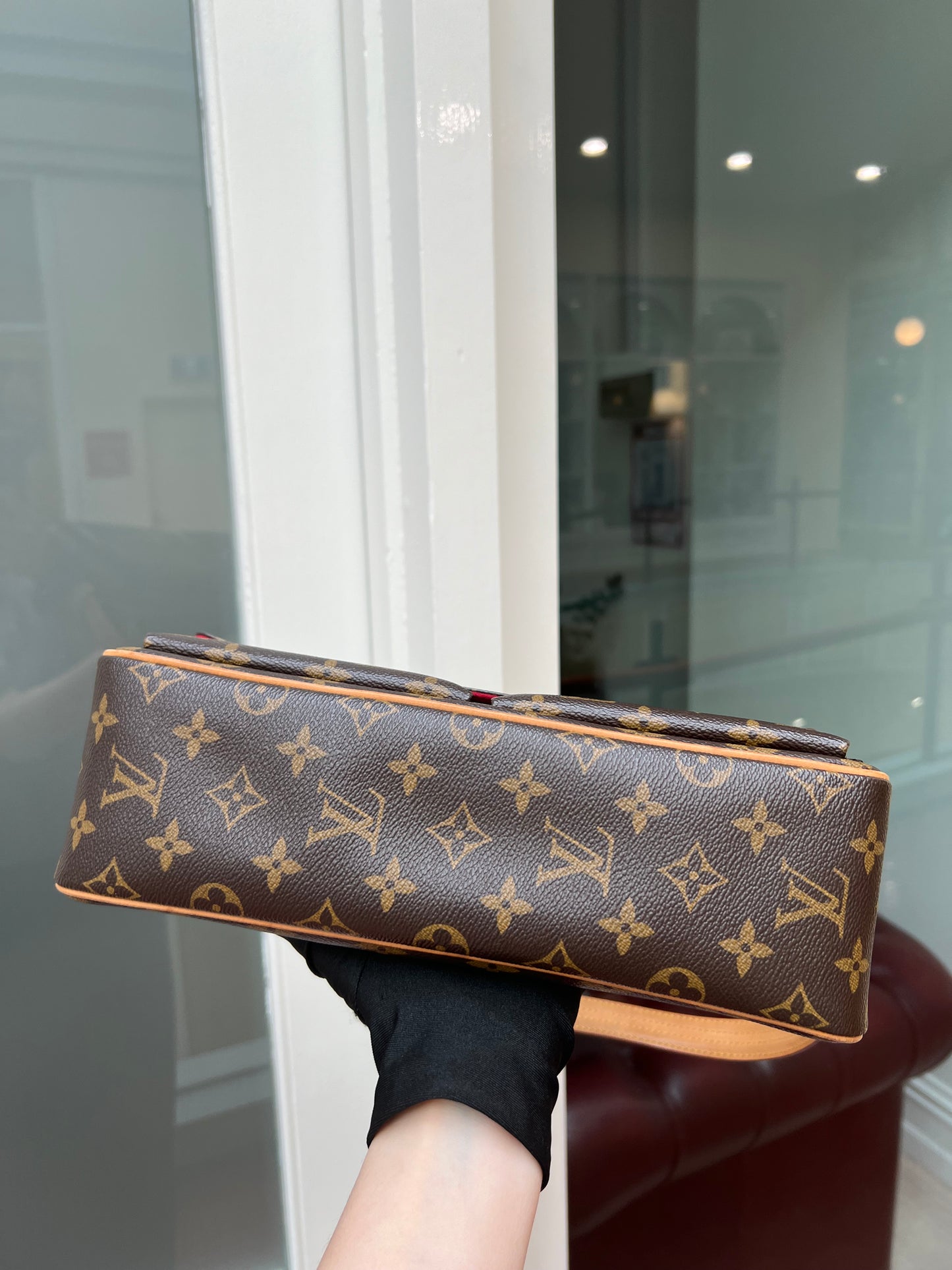 Pre-owned Louis Vuitton Viva Cite Handbag Brown Monogram 2006