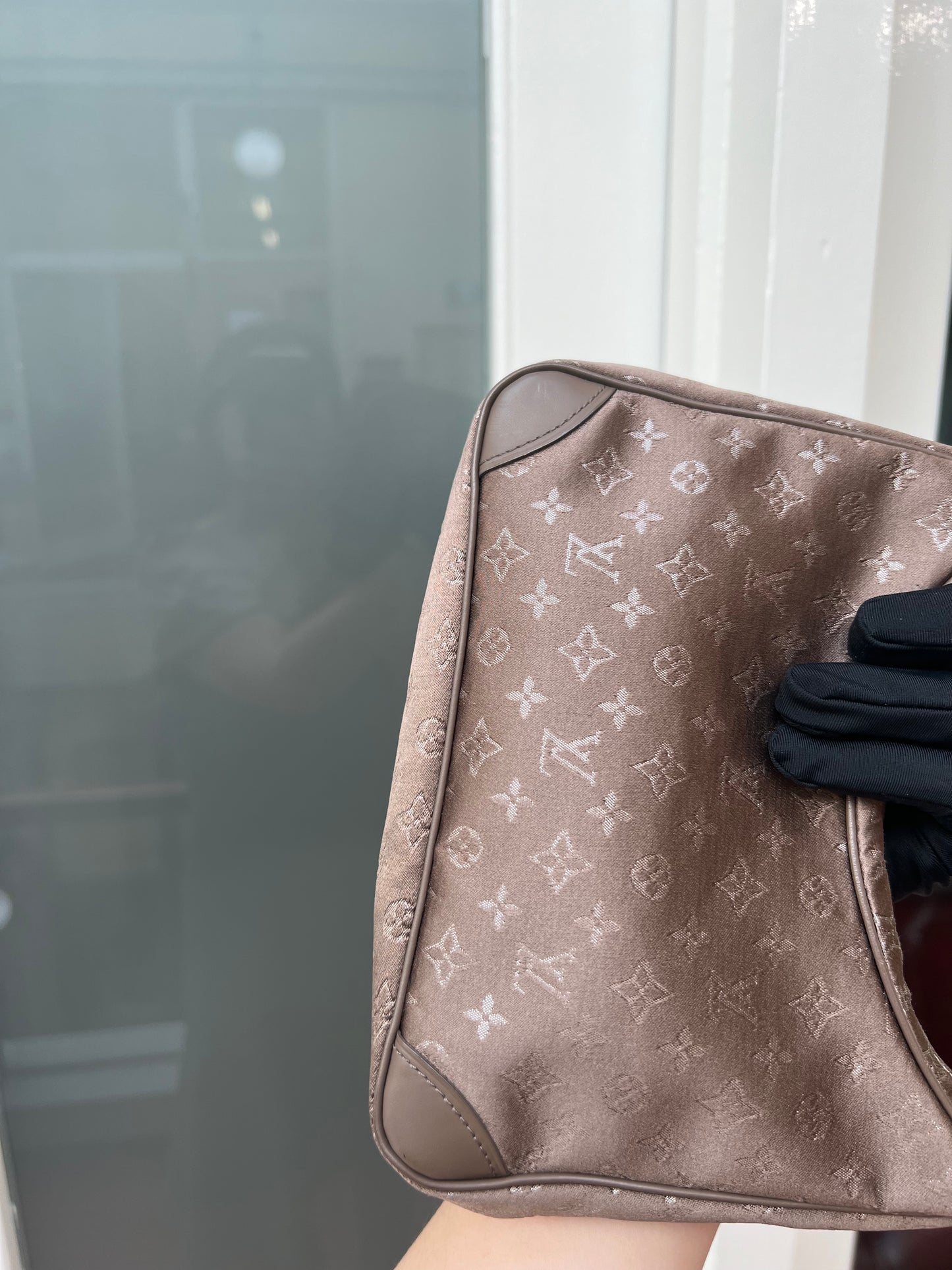 Pre-loved Louis Vuitton Mini Silk Boulogne Handbag Champagne