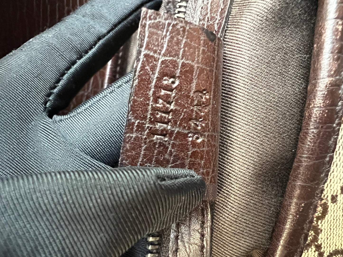 Pre-loved Gucci by Tom Ford Brown Bullet Bag Bamboo Lock Flap S/S 2003