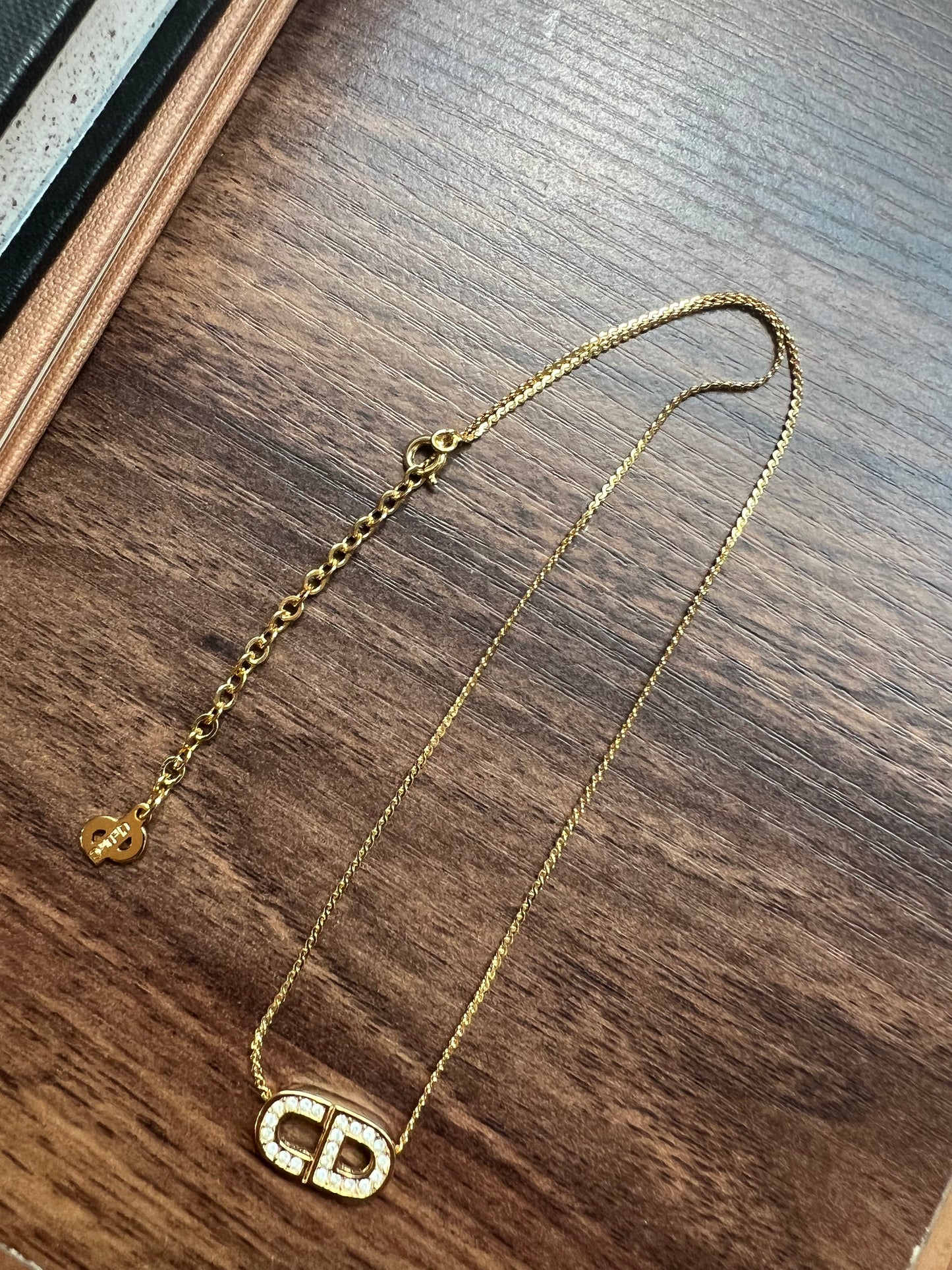 Pre-loved Christian Dior Vintage Crystal-embellished Necklace