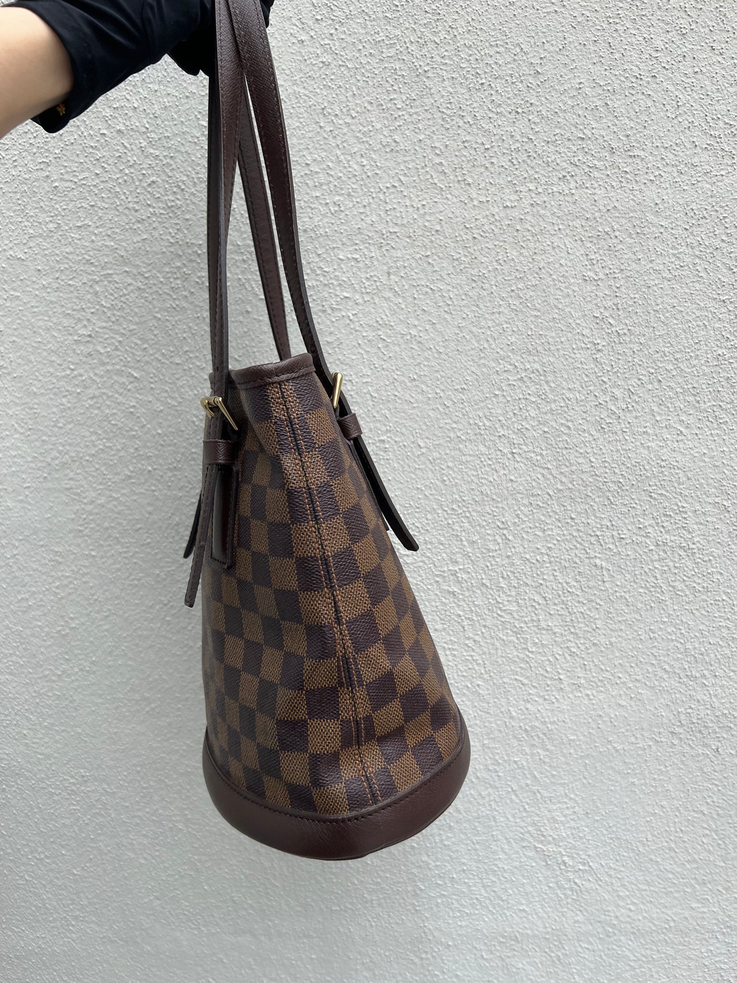 Pre-loved Louis Vuitton Damier Ebene Canvas Marais Bucket Bag 2001
