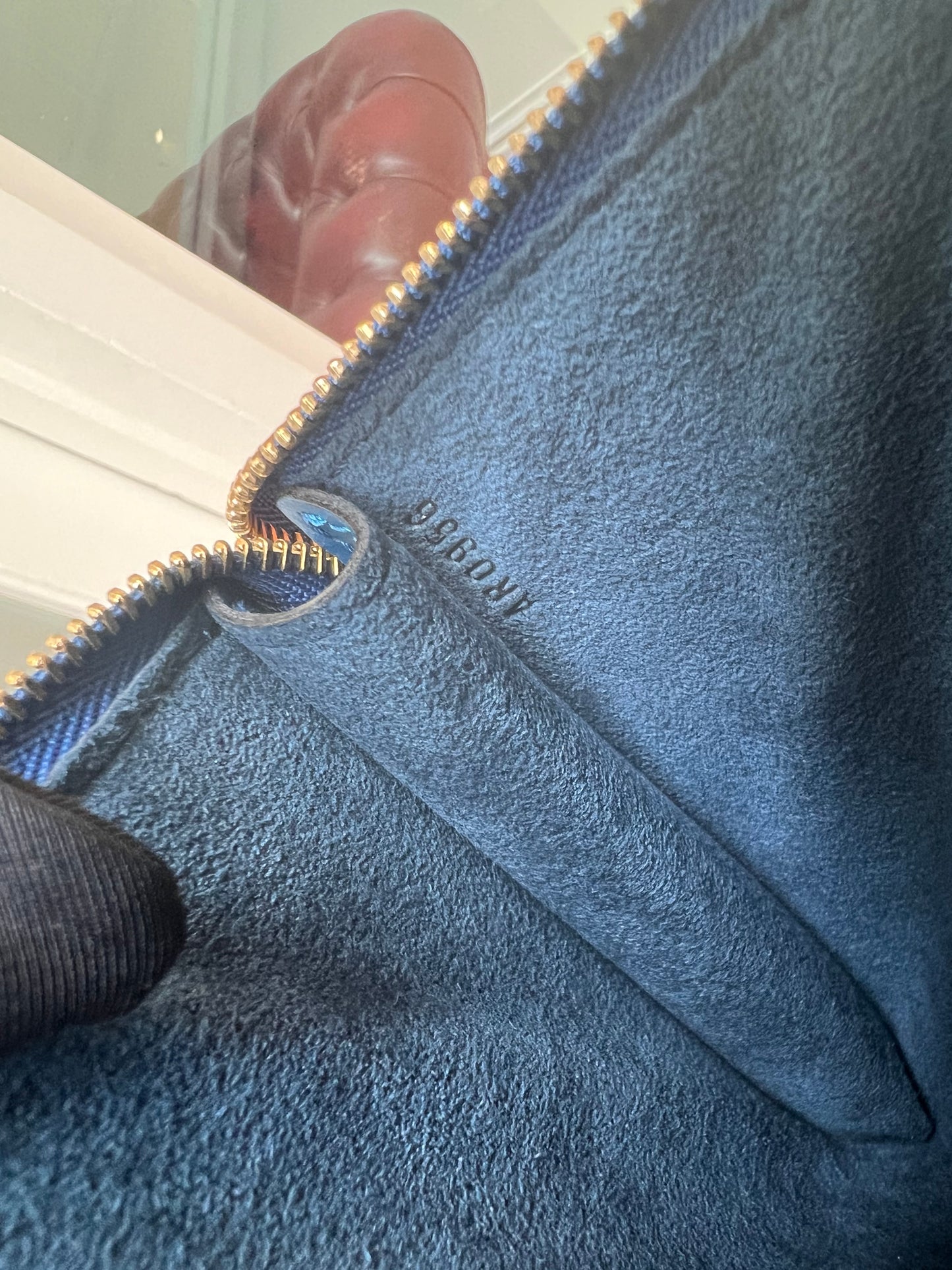 Pre-loved Louis Vuitton Pochette Accessoire EPI Leather Handbag Blue 1996