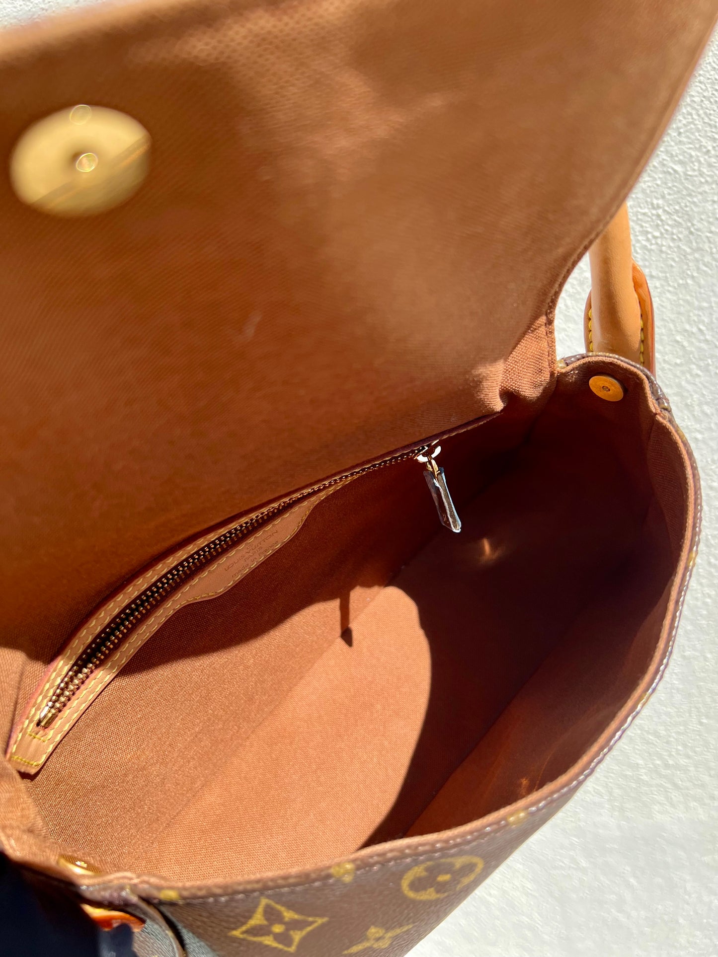 Pre-loved Louis Vuitton Looping PM Handbag Monogram 2003