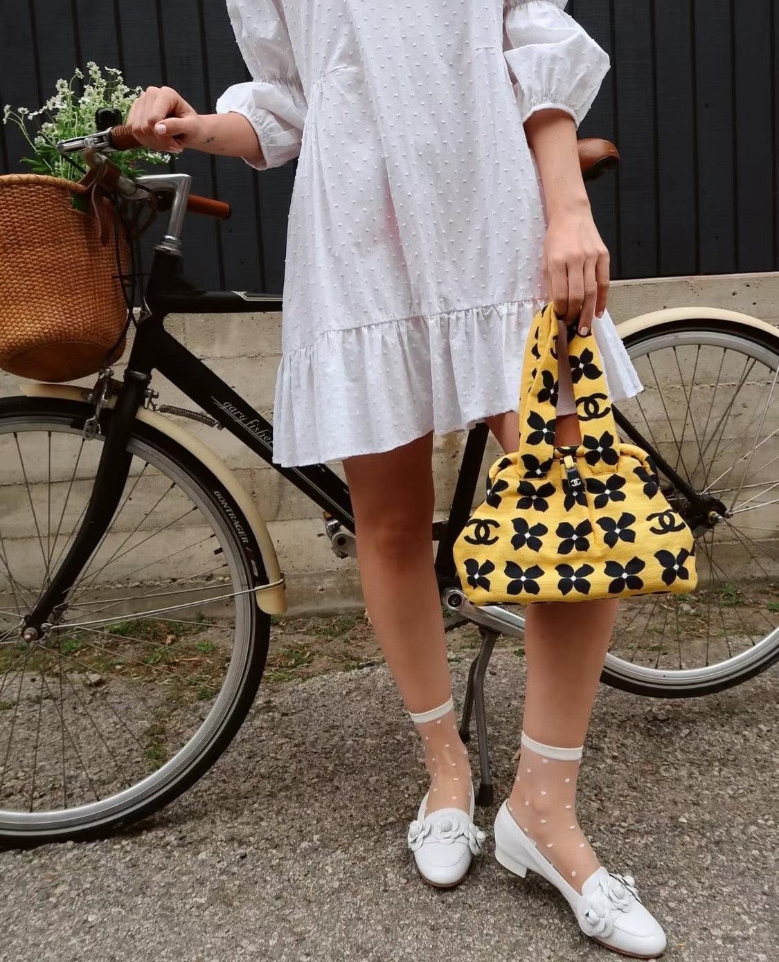 Pre-loved Vintage Chanel Printed CC Logo Framed Floral Bag Yellow 2002