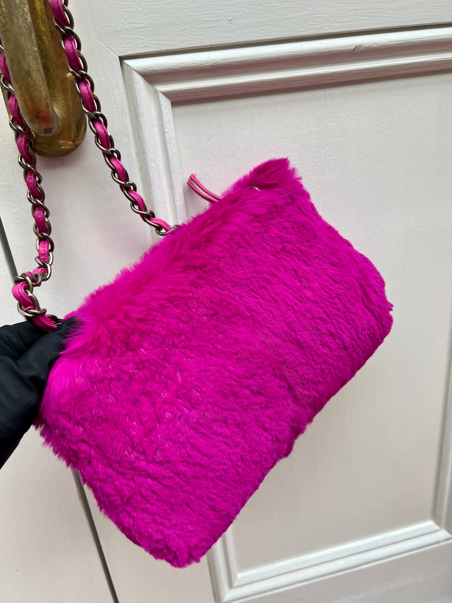 Pre-loved Chanel Fuchsia Pink Rabbit Fur Chain Shoulder Bag