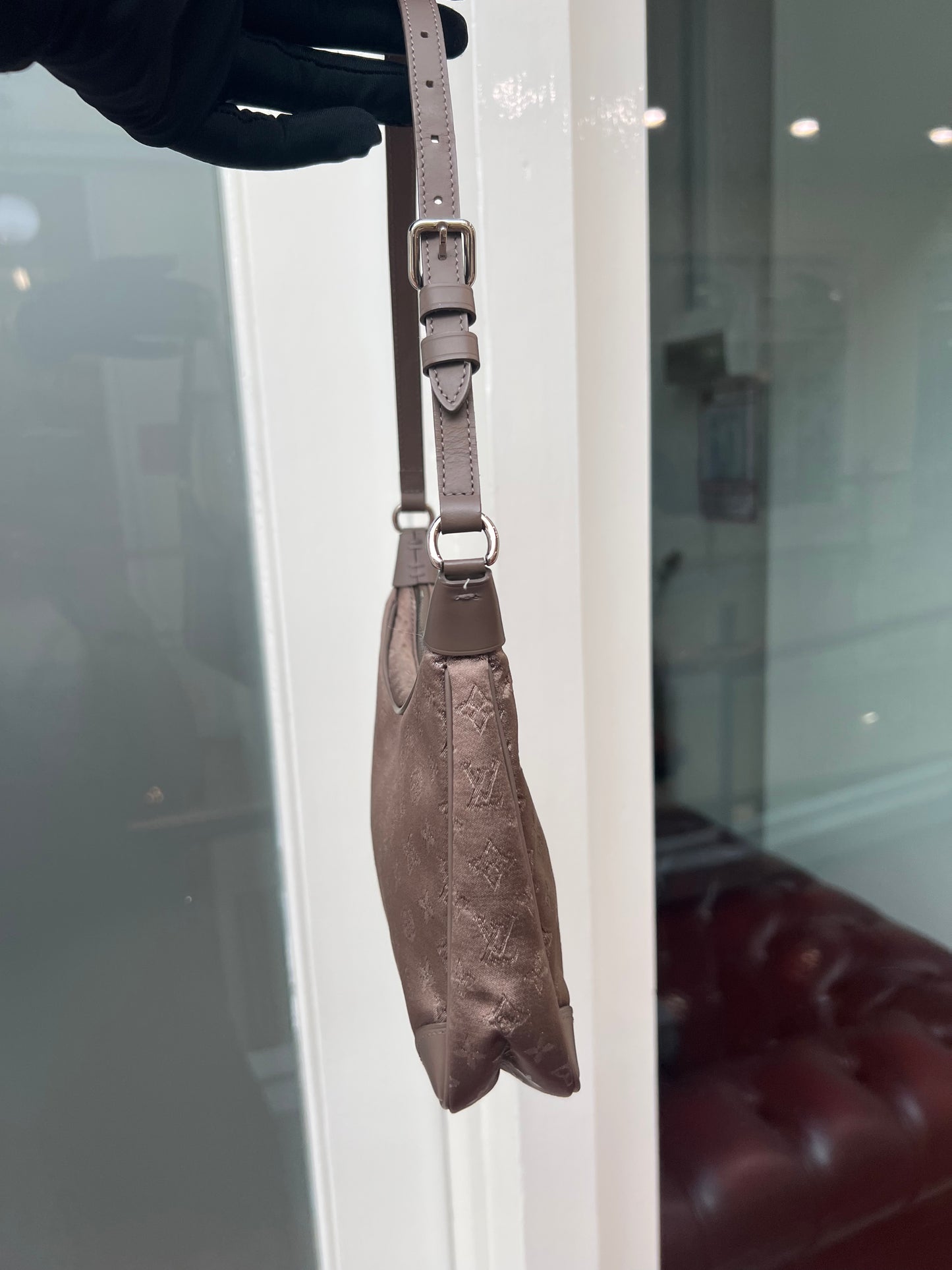 Pre-loved Louis Vuitton Mini Silk Boulogne Handbag Champagne