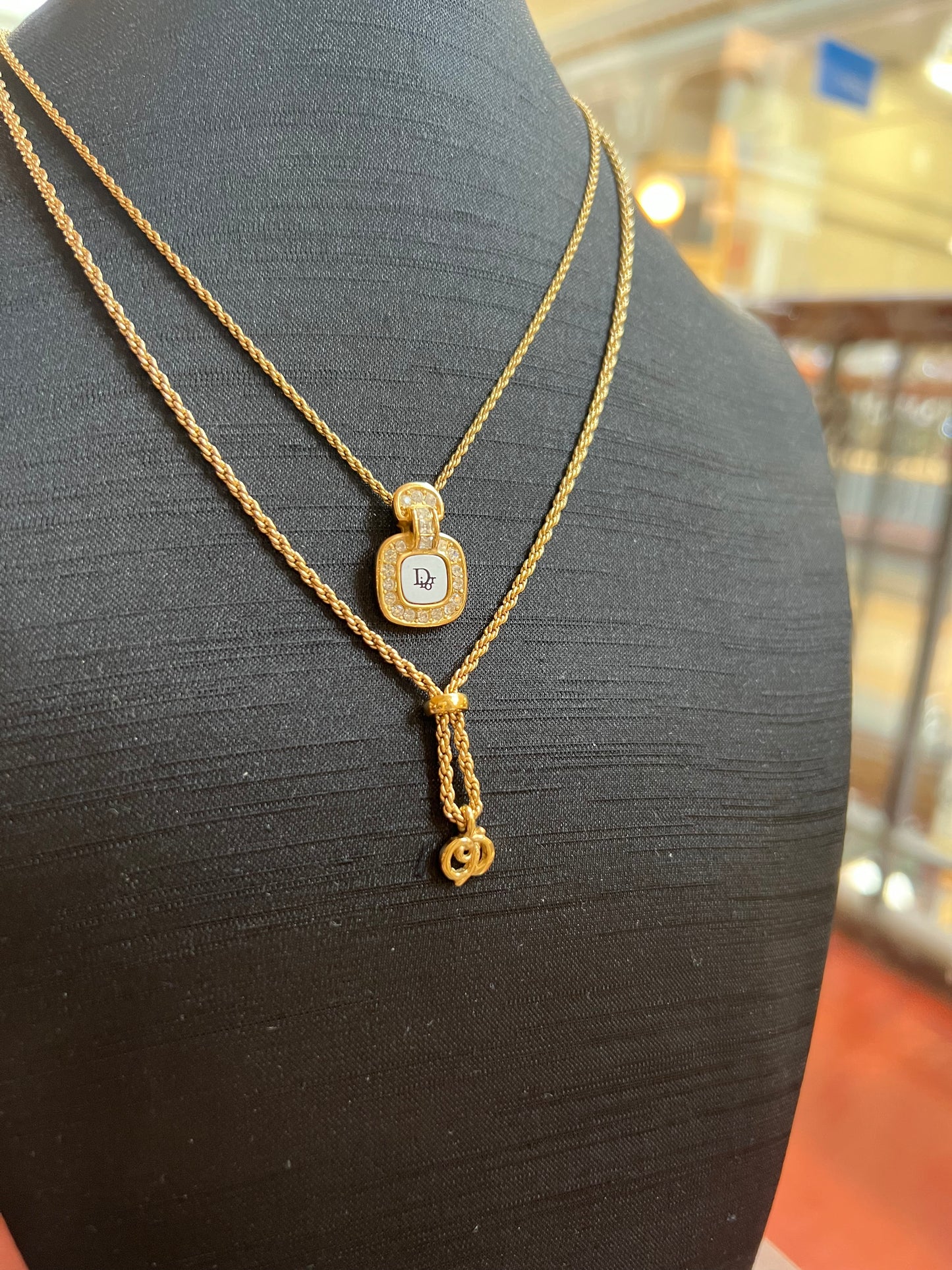 Pre-loved Christian Dior Vintage Logo-pendant Chain Necklace