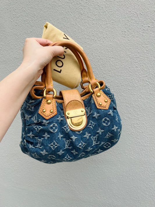 Pre-loved Louis Vuitton Vintage Monogram Denim Pleaty Handbag