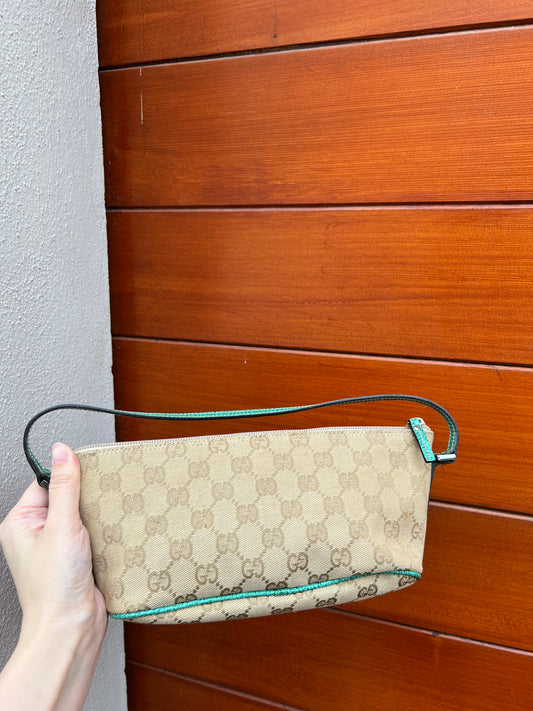 Pre-loved Gucci vintage GG Canvas Boat Baguette Malachite
