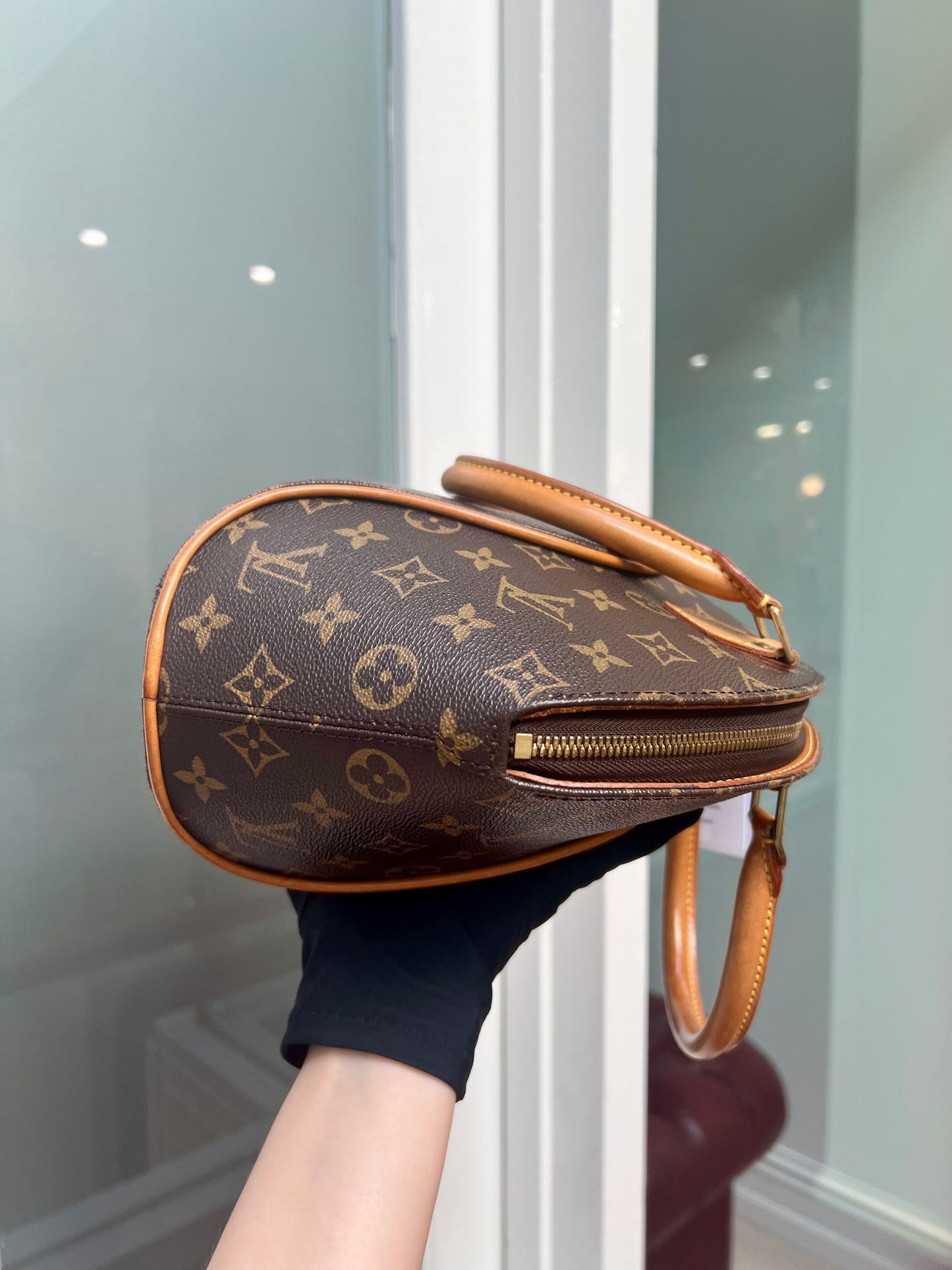 Pre-loved Louis Vuitton Vintage Ellipse Cloth Handbag PM Monogram 1997