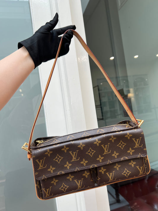 Pre-owned Louis Vuitton Viva Cite Handbag Brown Monogram 2006