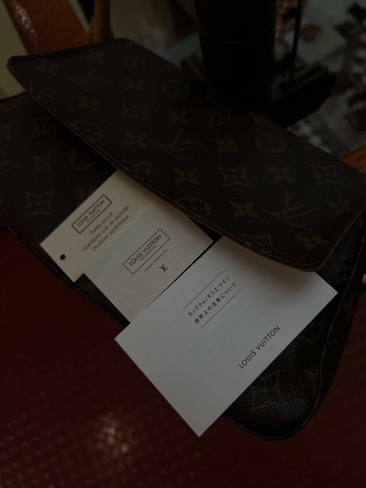 Pre-loved Louis Vuitton Looping PM Handbag Monogram 2003