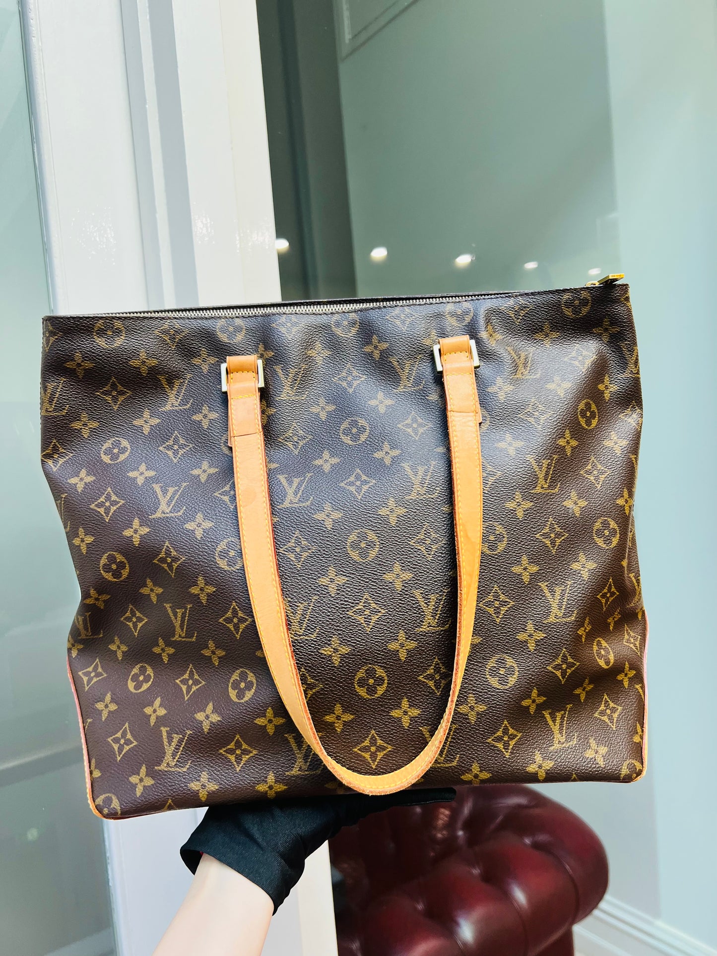 Pre-loved Louis Vuitton
Kabamezo Cabas Mezzo Tote Bag 2002 monogram