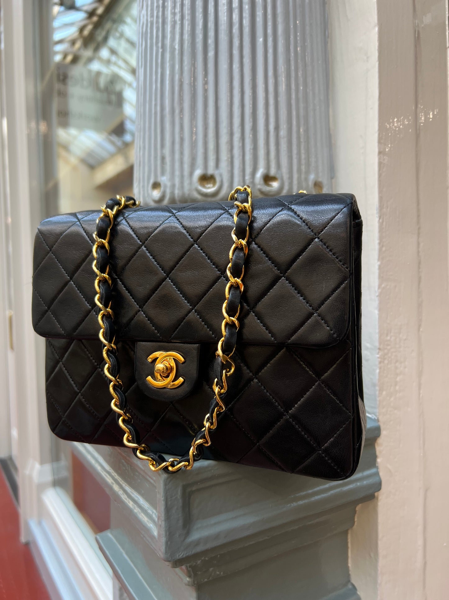 Pre-loved Chanel Vintage Mini Classic Flat 20cm Lambskin Shoulder Bag 90s
