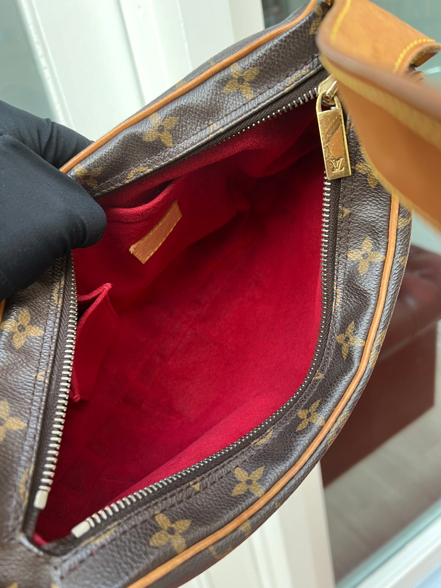 Pre-owned Louis Vuitton Croissant mm Shoulder Bag - Brown 2003