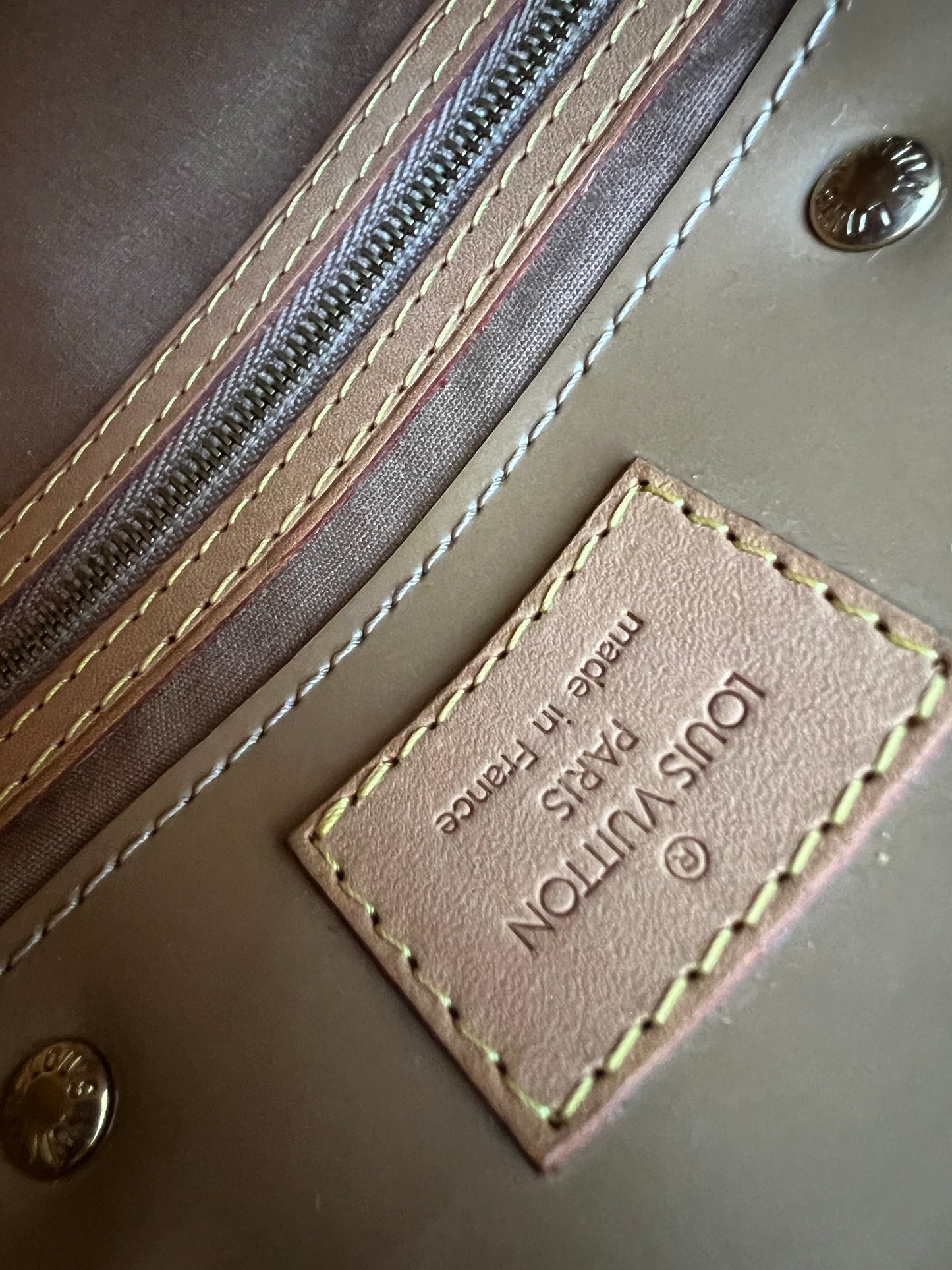 Pre-loved Louis Vuitton Reade PM Champagne Tote Bag 2006