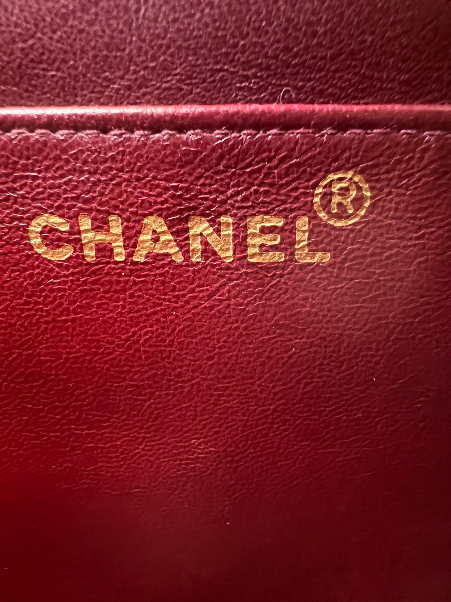 Pre- loved Chanel Black Quilted Lambskin Vintage Medium Leather Logo Flap Bag