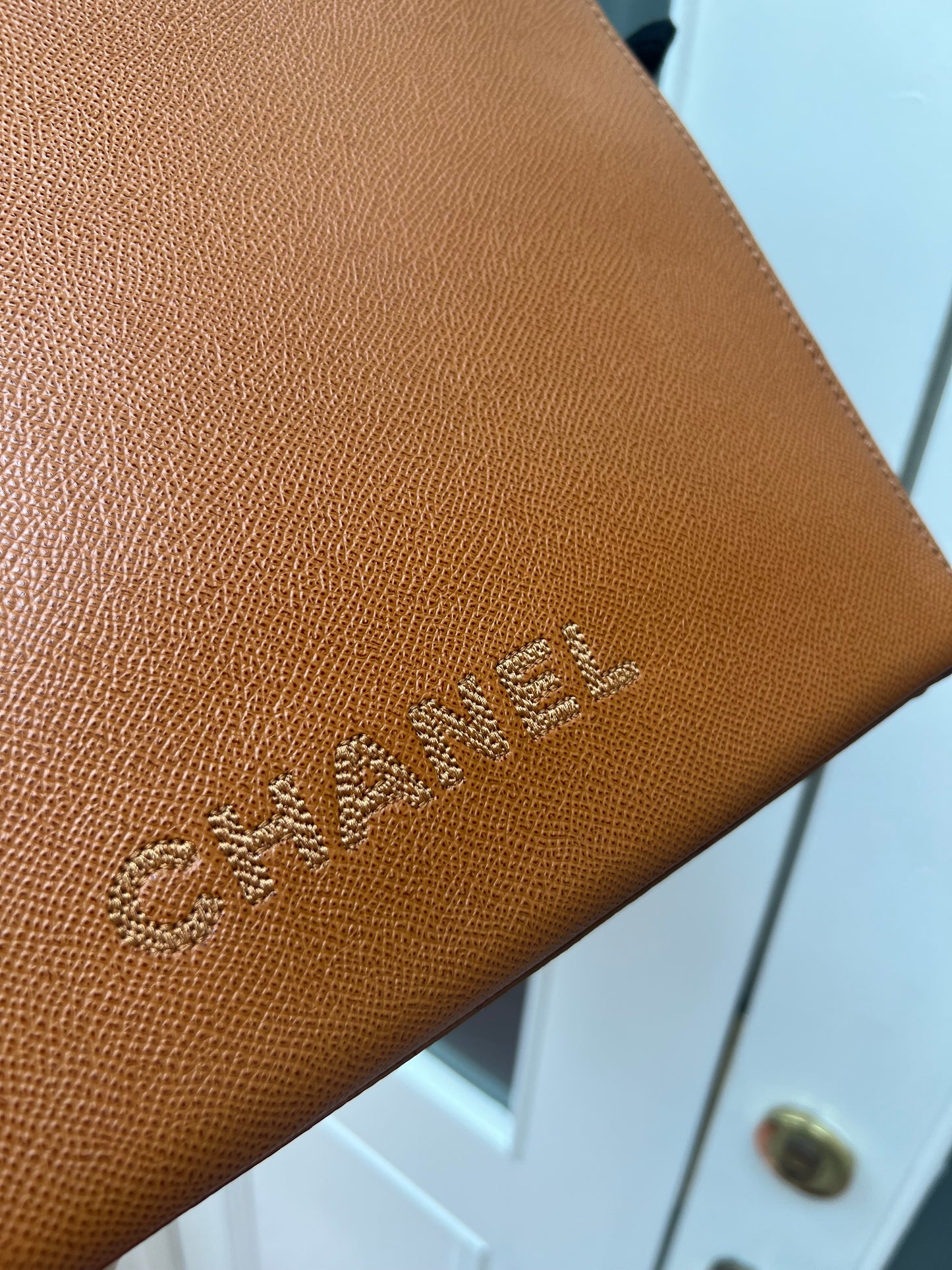 Pre-loved Chanel Caviar Shoulder Tote Bag Caramel