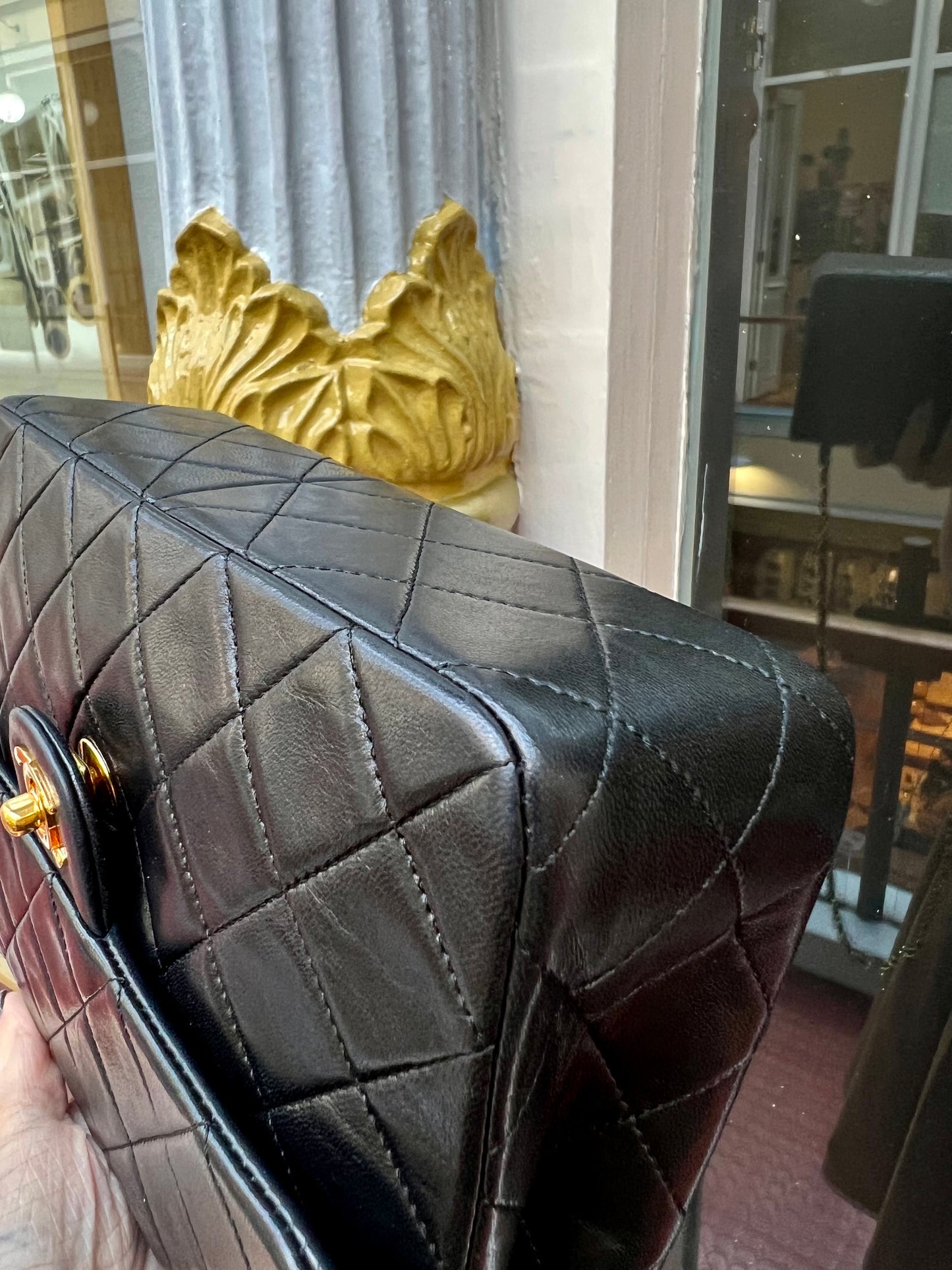 Pre-loved Chanel Vintage Mini Classic Flat 20cm Lambskin Shoulder Bag 90s