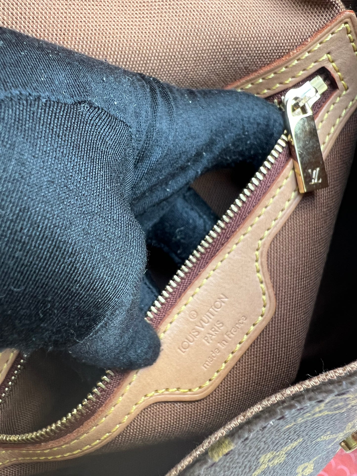 Pre-loved Louis Vuitton Looping PM Handbag Monogram 2001