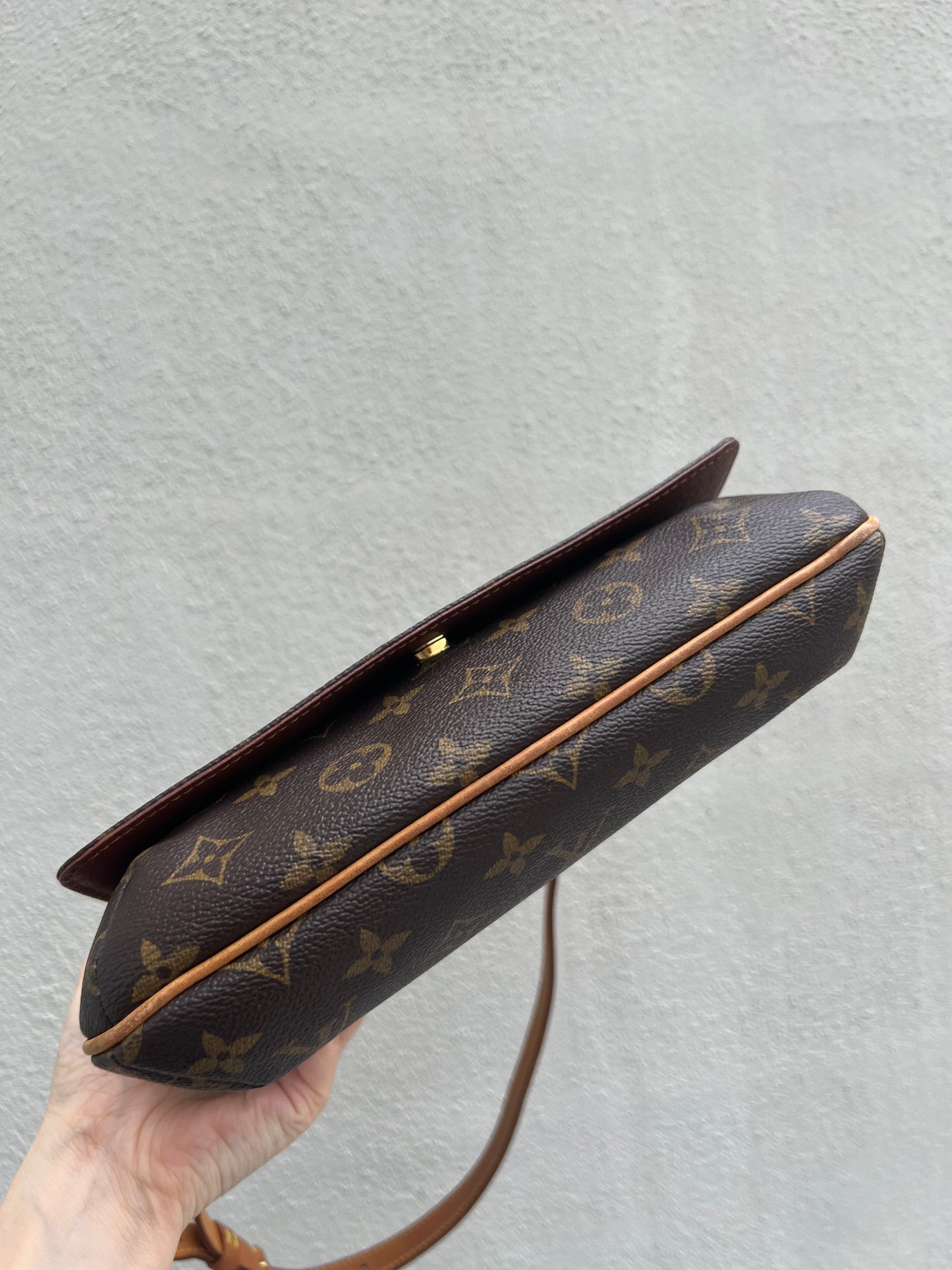 Preloved Louis Vuitton Monogram Canvas Musette Tango Short Strap Shoulder Bag 2001