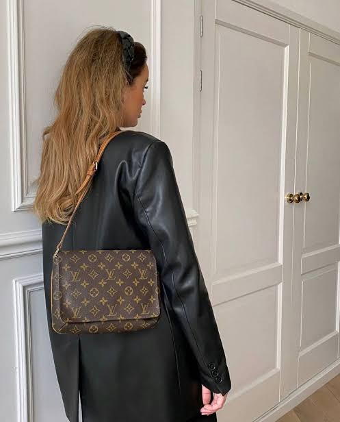 Preloved Louis Vuitton Monogram Canvas Musette Tango Short Strap Shoulder Bag 1998