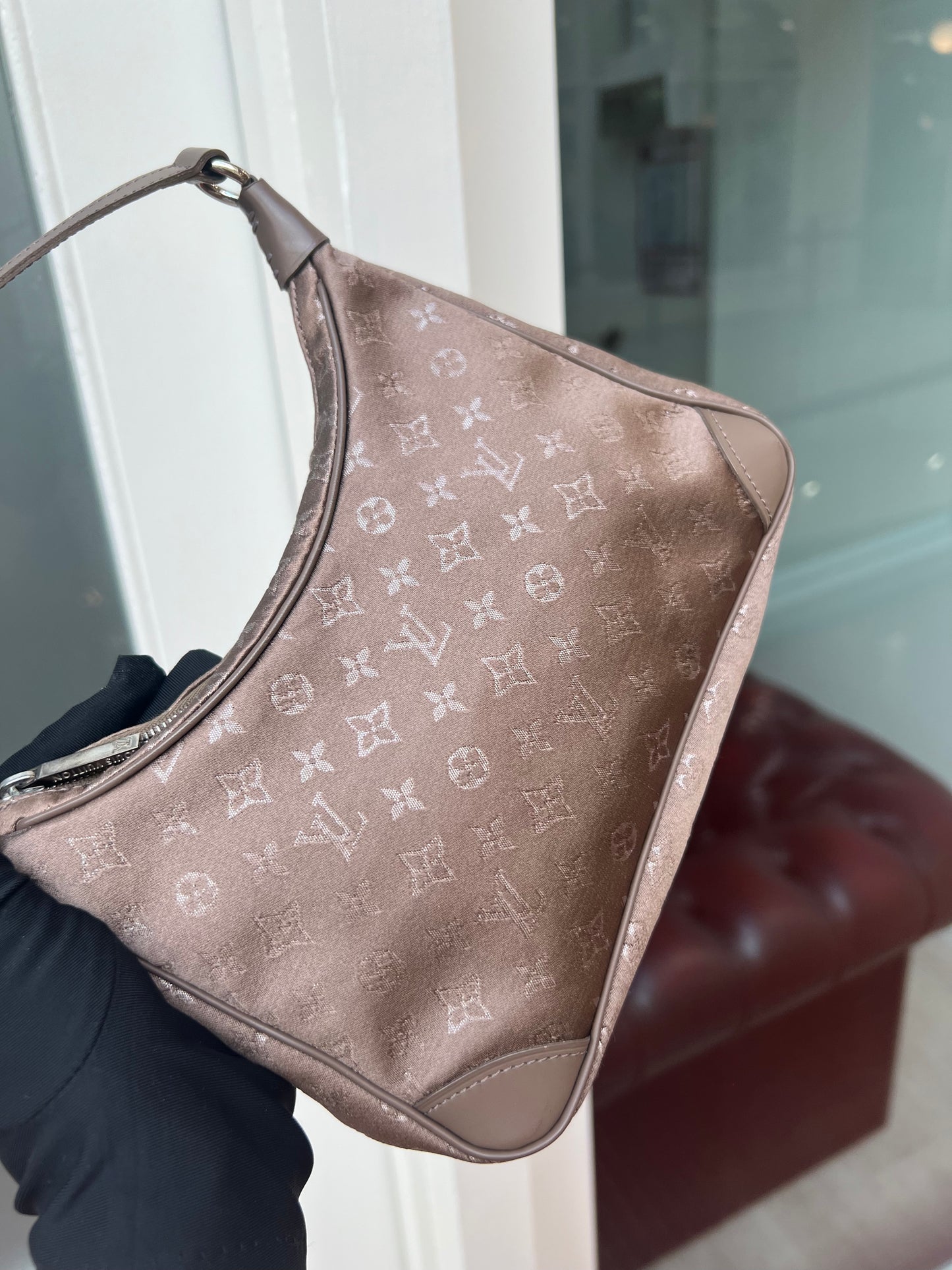 Pre-loved Louis Vuitton Mini Silk Boulogne Handbag Champagne