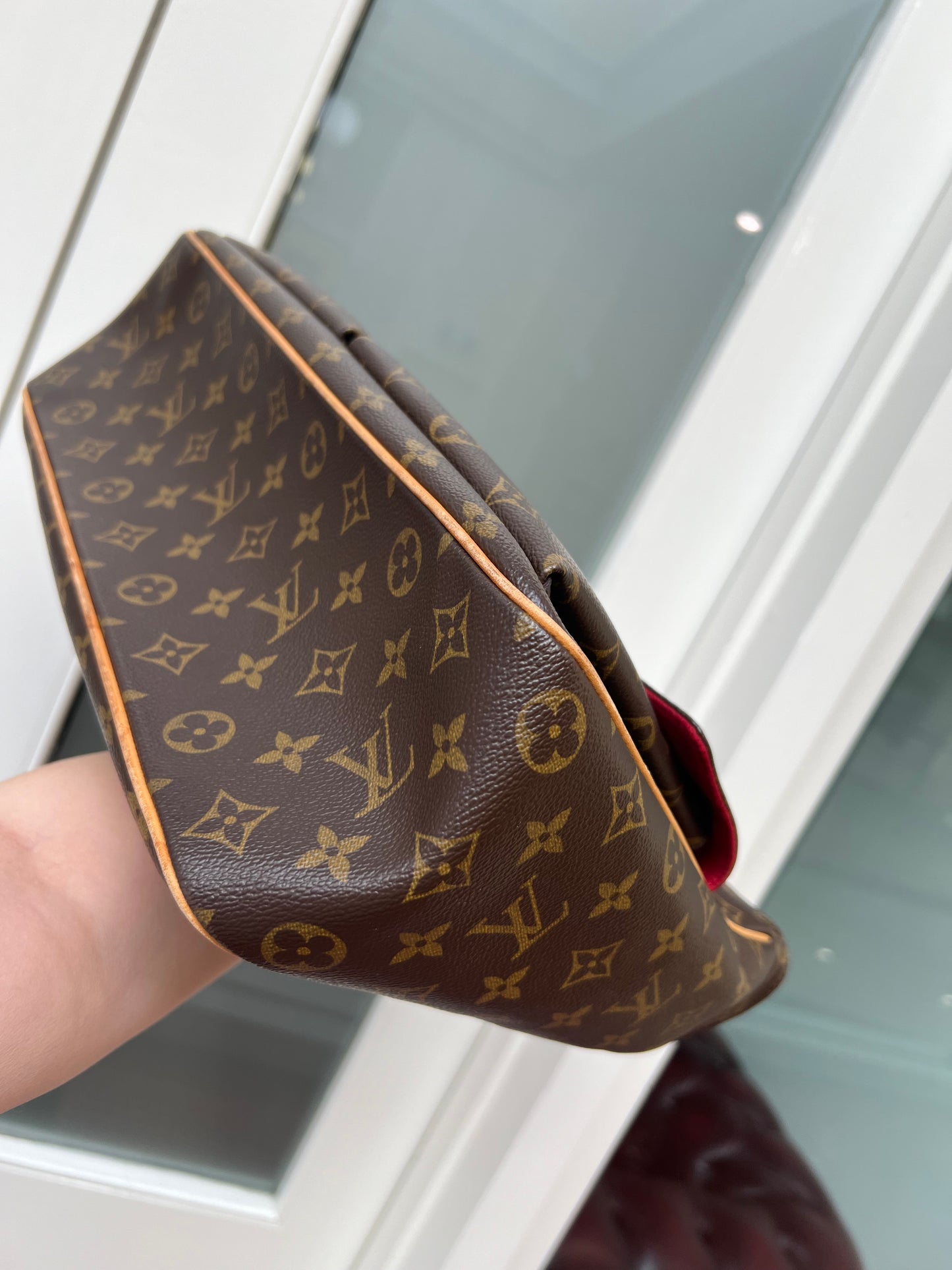 Pre-loved Louis Vuitton Monogram Canvas Multipli Cite Handbag