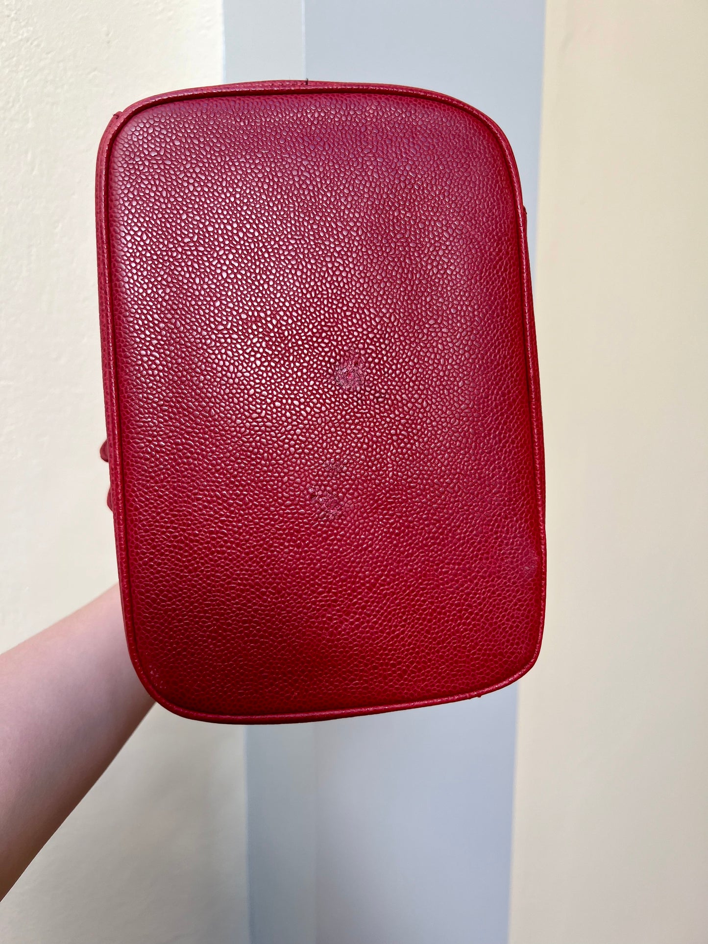 Pre-loved Chanel Vintage CC Caviar Vanity Case Leather Handbag Red