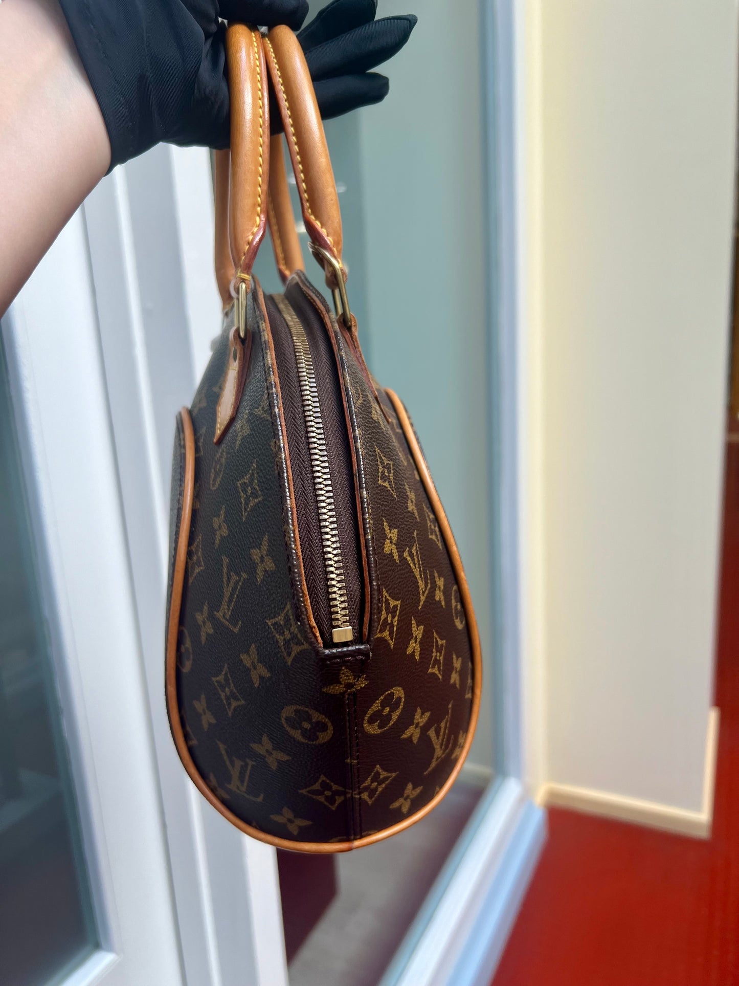 Pre-loved Louis Vuitton Vintage Ellipse Cloth Handbag PM Monogram 1997