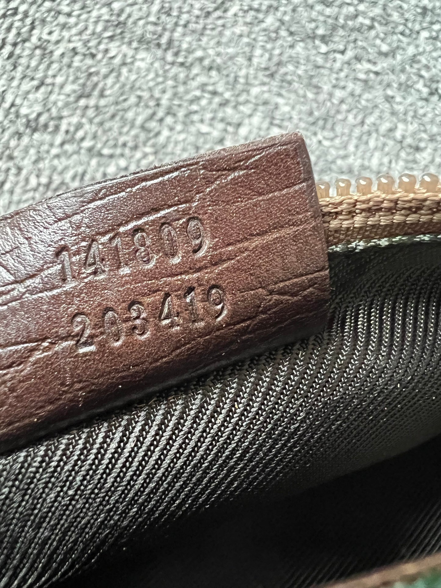 Pre-loved Gucci vintage GG Canvas Boat Baguette Bag