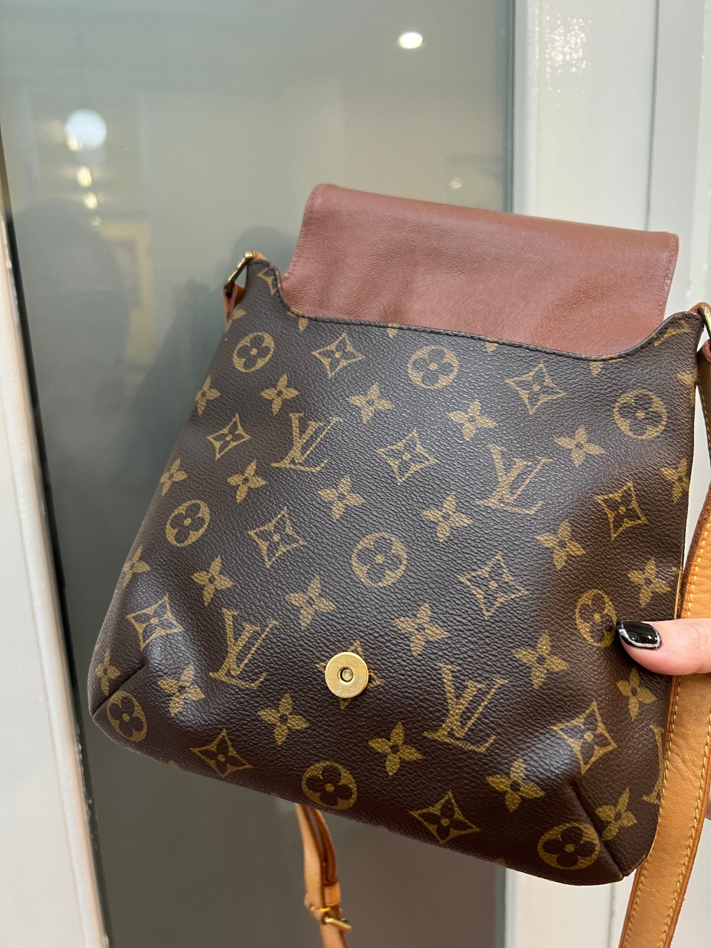 Pre-owned Louis Vuitton
Musette Salsa crossbody bag 2004