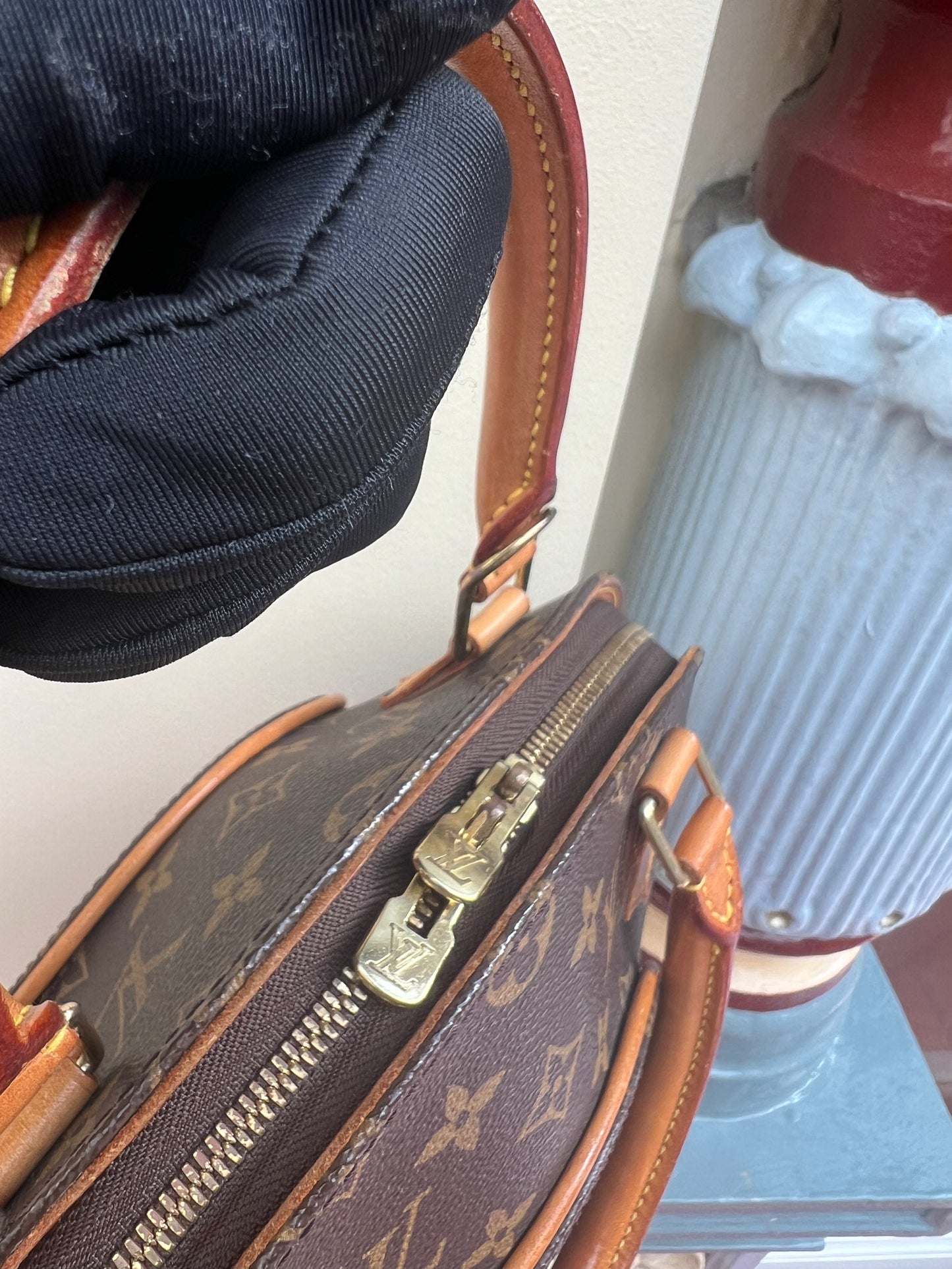 Pre-loved Louis Vuitton Vintage Ellipse Cloth Handbag PM Monogram