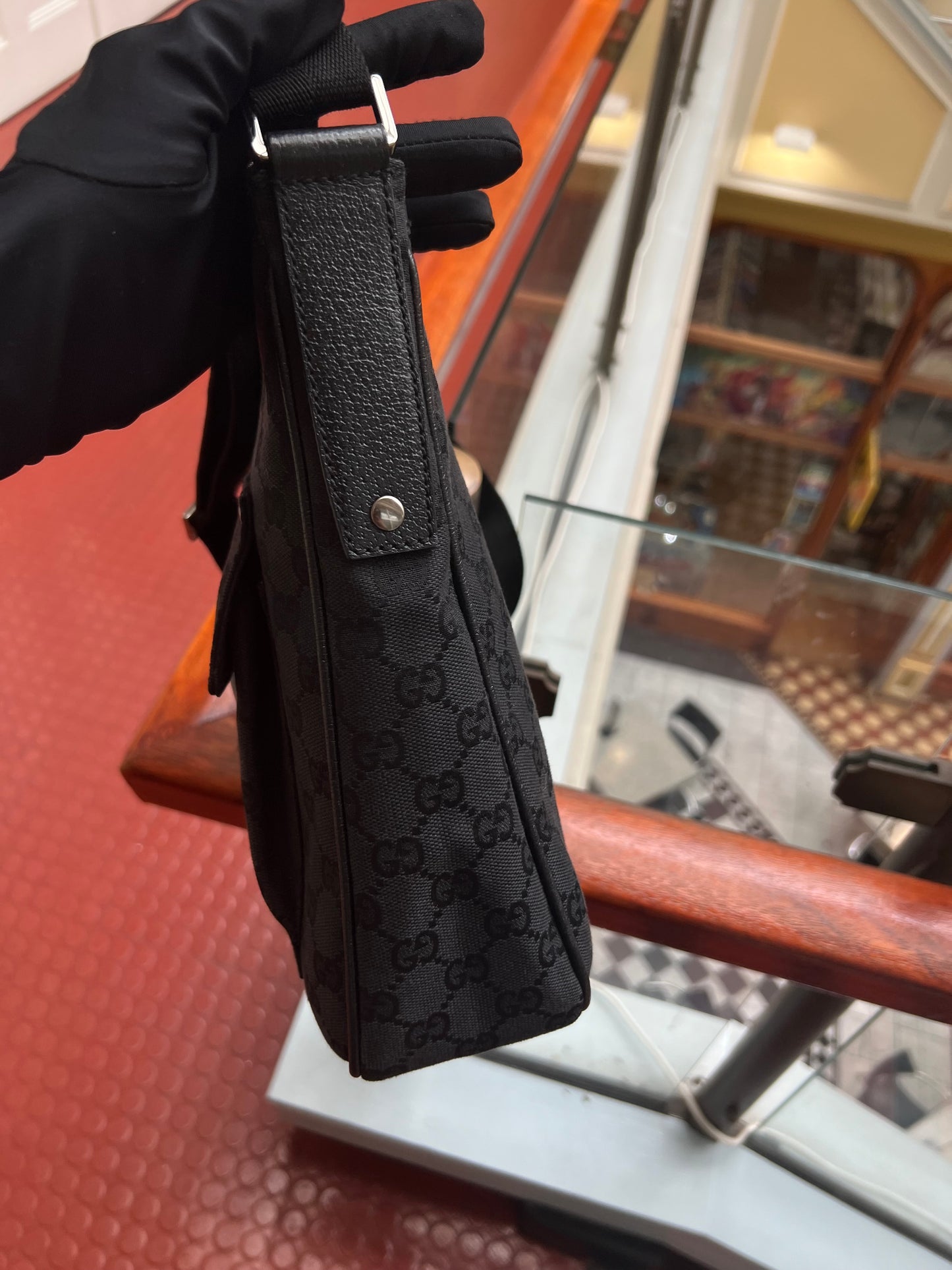 Pre-loved Gucci Black GG Canvas and Leather Crossbody Bag