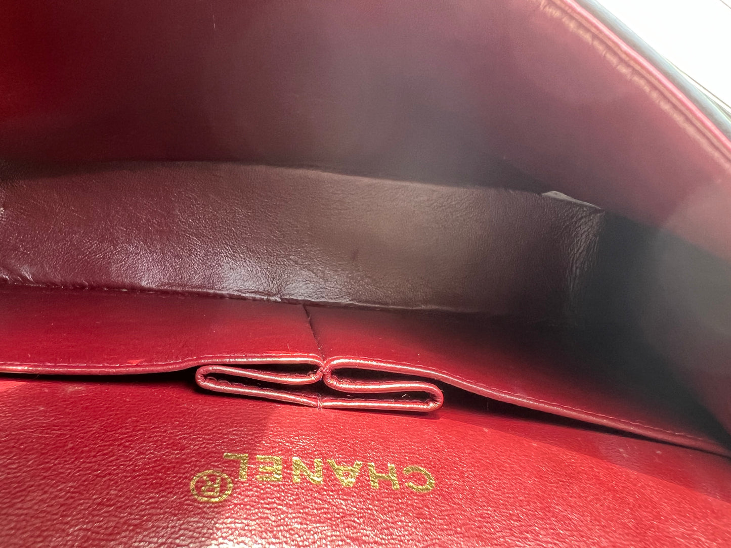 Pre-loved Chanel Vintage Classic Double Flat Leather crossbody Bag 23cm Black