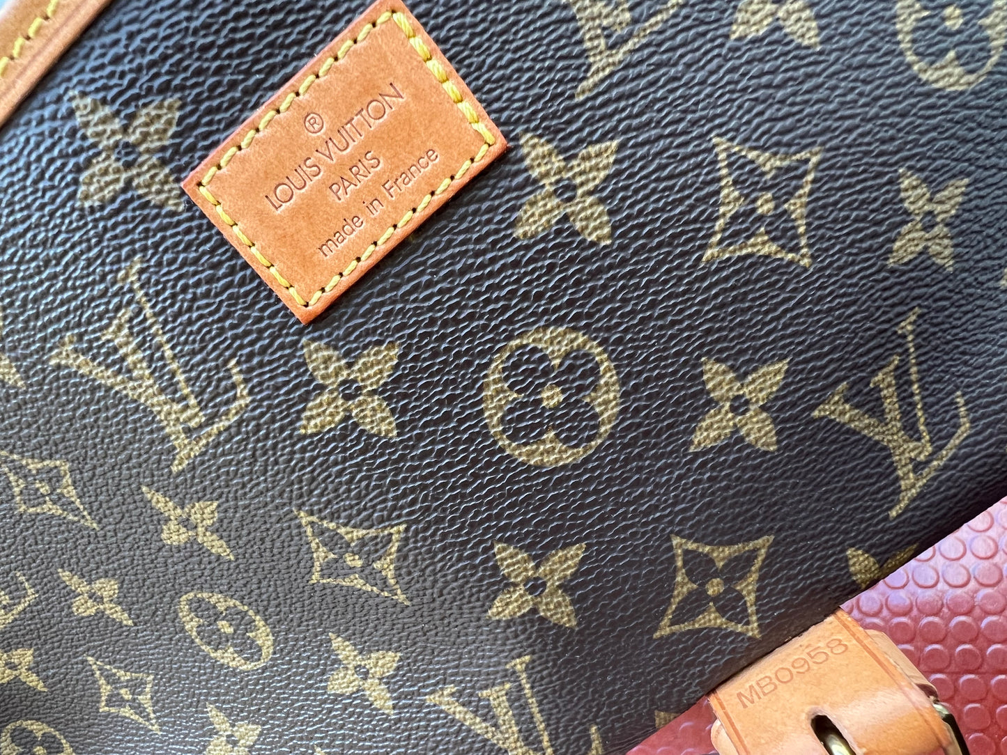 Pre-loved Louis Vuitton Monogram Saumur Crossbody Bag GM 1998