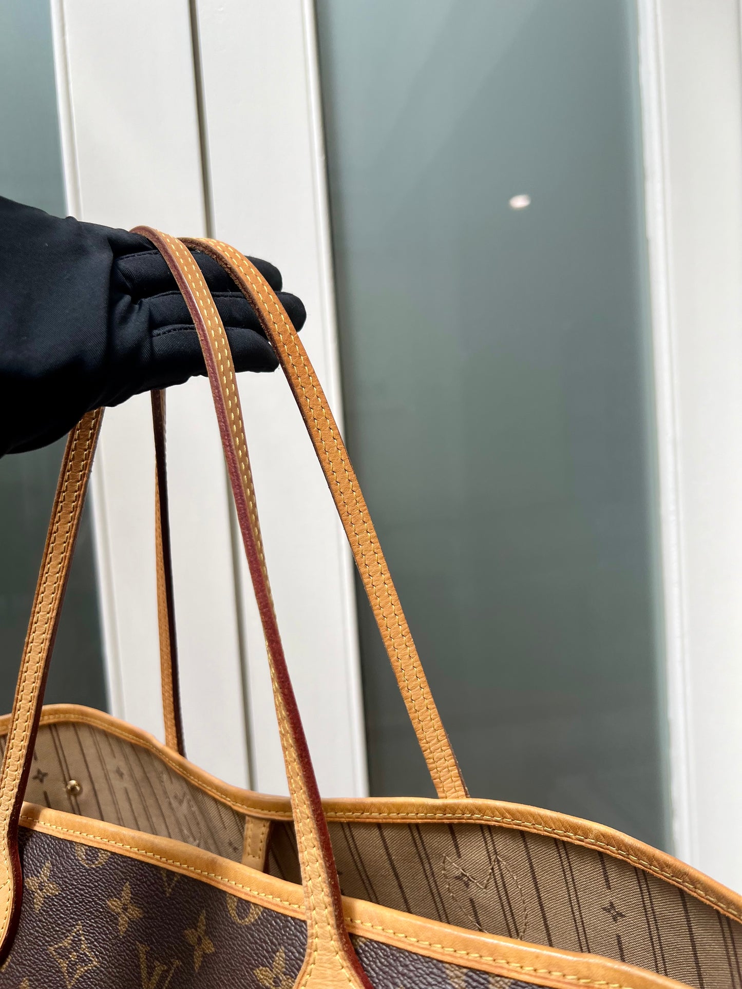 Pre-loved Louis Vuitton Neverfull Leather Tote GM Monogram 2008