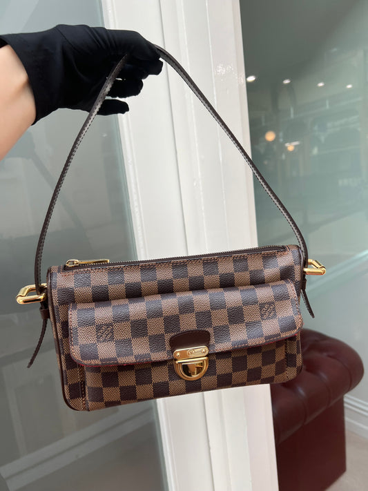 Pre-loved Louis Vuitton Ravello Leather shoulderbag 2005