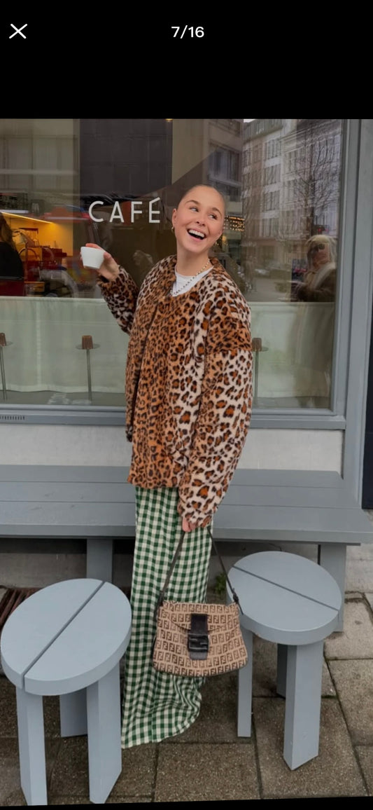 Pre-loved Fendi
20th Century Zucchino Canvas Double Flap Mamma Shoulder Bag