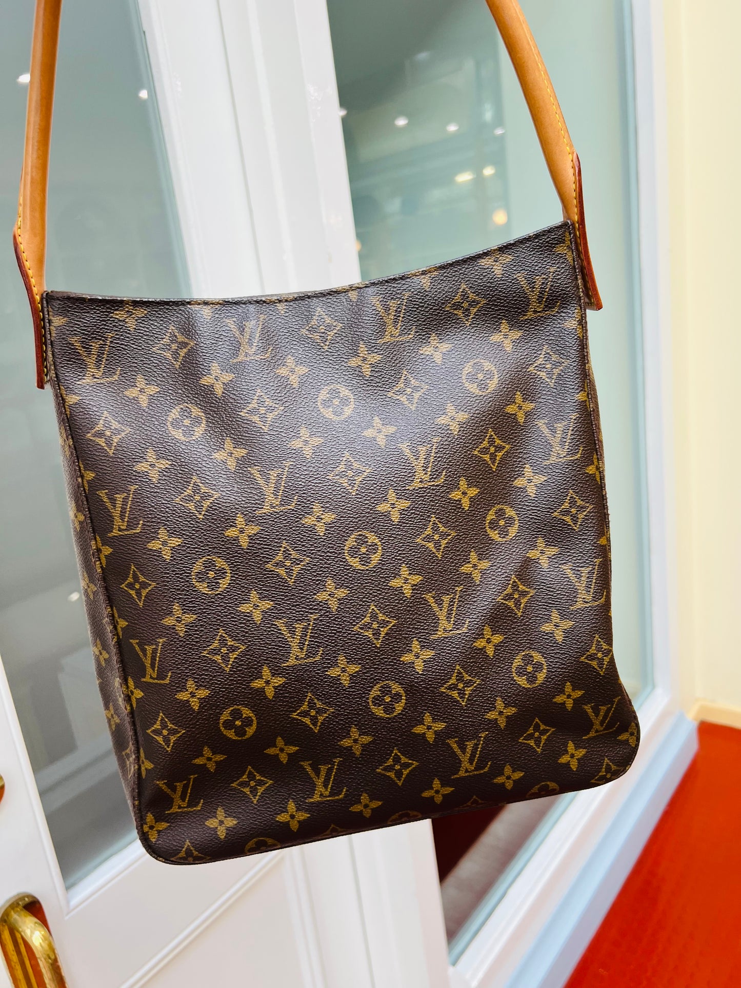 Pre-loved Louis Vuitton Looping Leather Handbag Monogram GM 2001