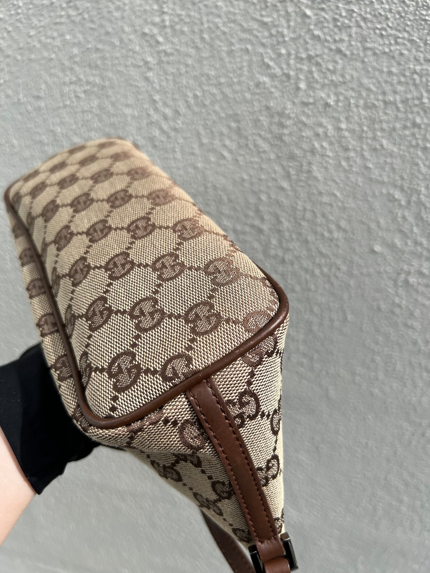 Pre-loved Gucci vintage GG Canvas Boat Baguette Bag Brown