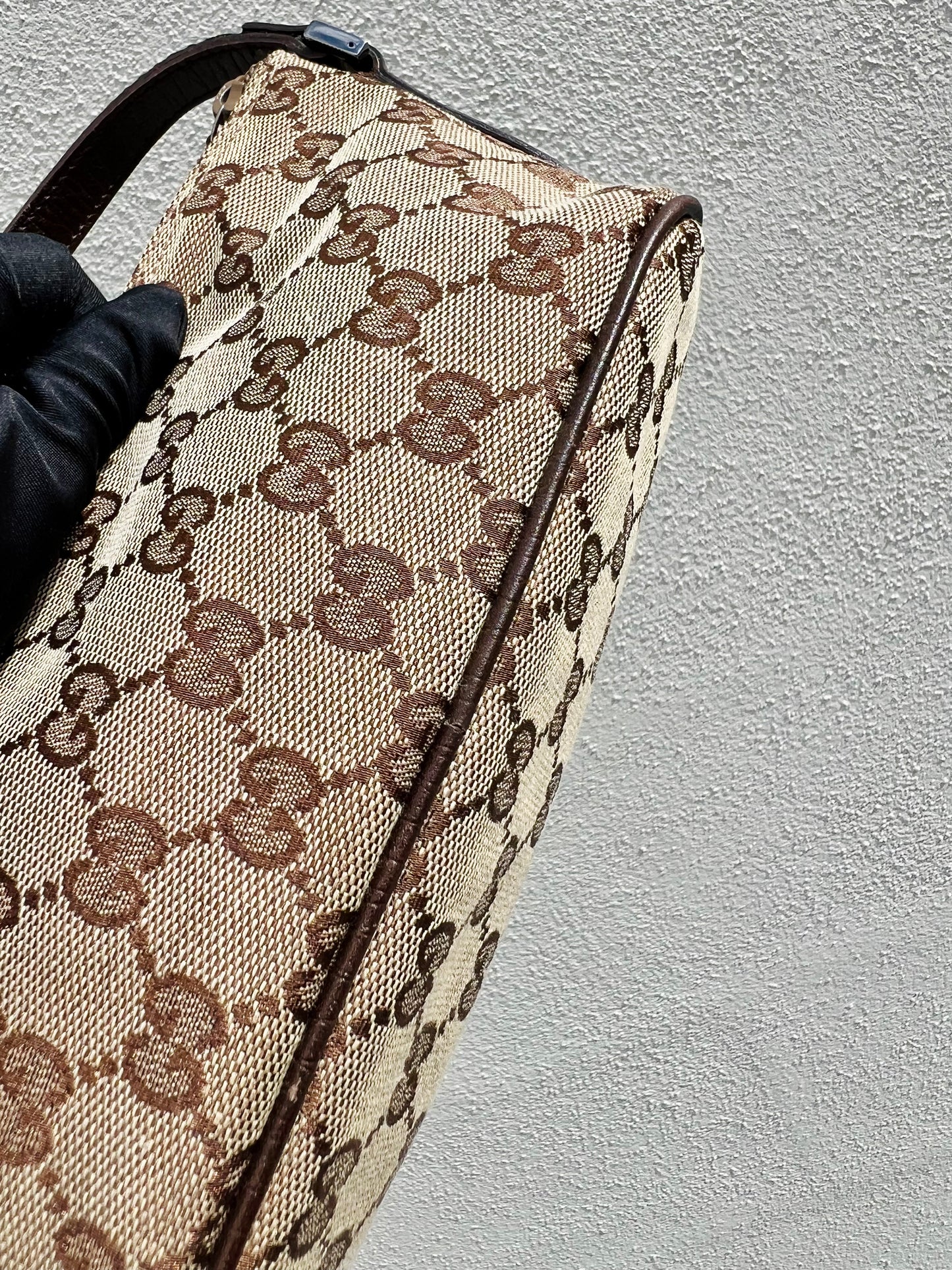 Pre-loved Gucci vintage GG Canvas Boat Baguette Bag