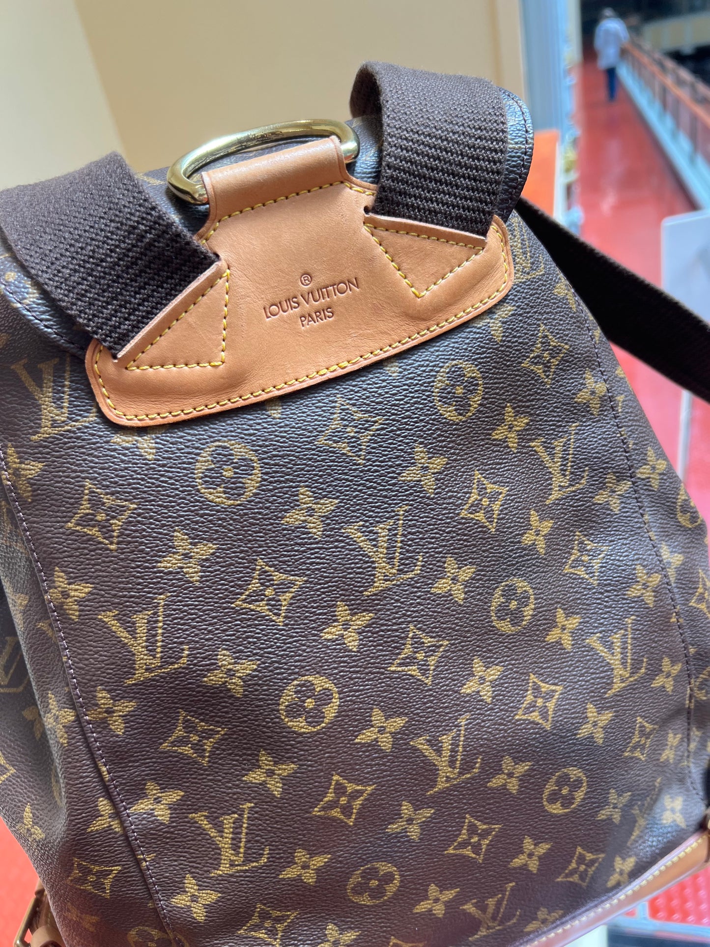 Pre-loved Louis Vuitton Backpack Monogram Montsouris GM Brown Men's Women's 2000