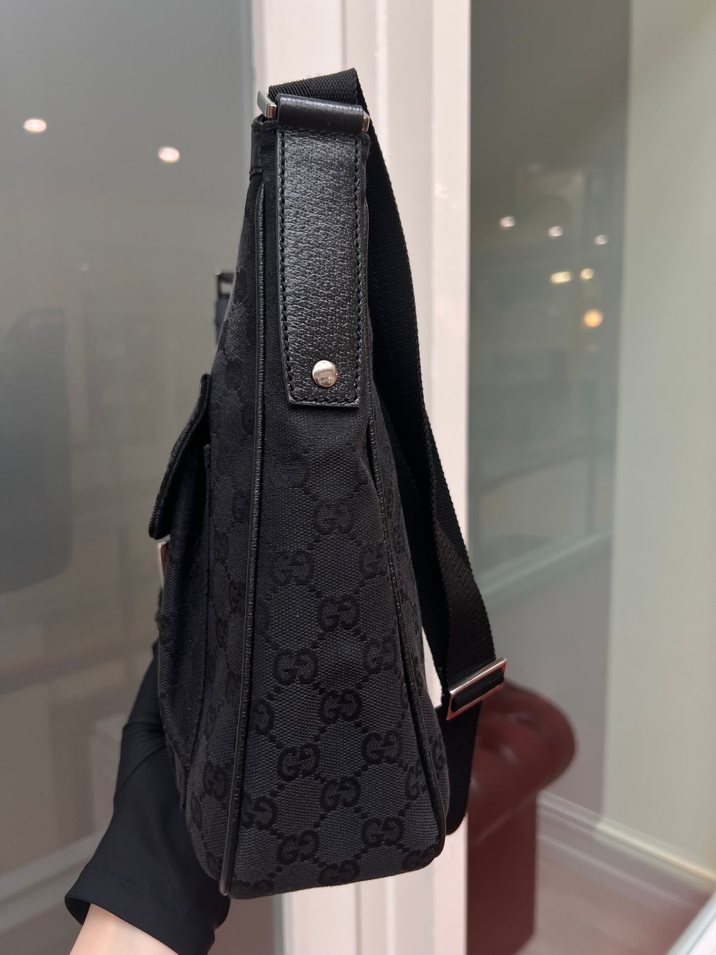 Pre-loved Gucci Black GG Canvas and Leather Crossbody Bag
