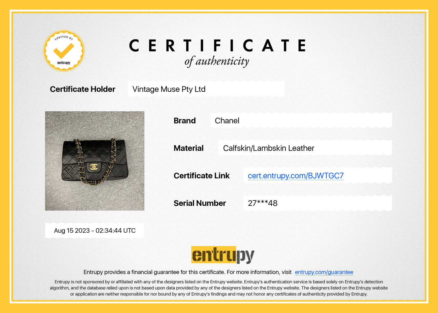 Pre-loved Chanel Vintage Classic Flat Leather Medium crossbody Bag 25cm Black