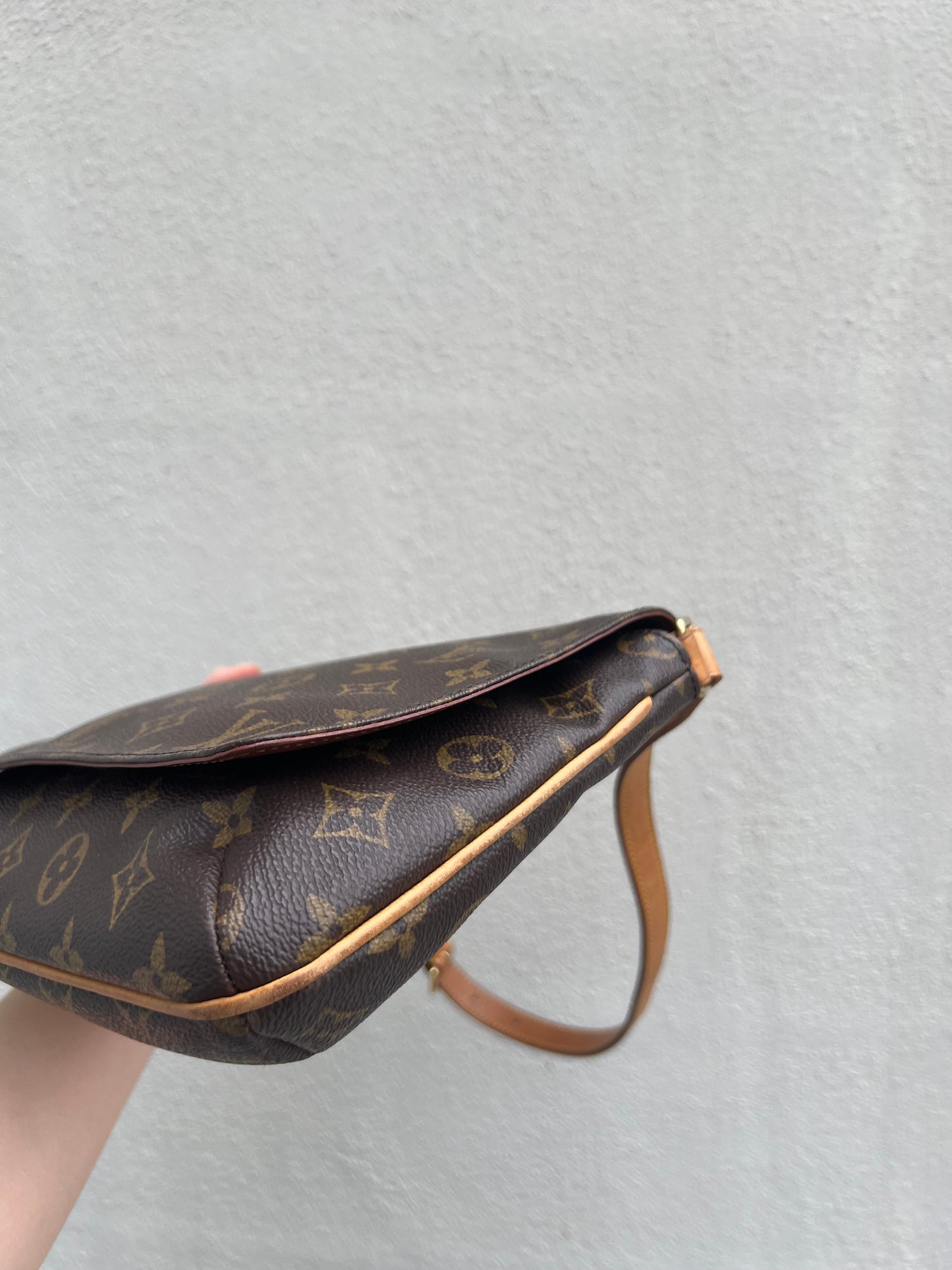 Preloved Louis Vuitton Monogram Canvas Musette Tango Short Strap Shoulder Bag 2001